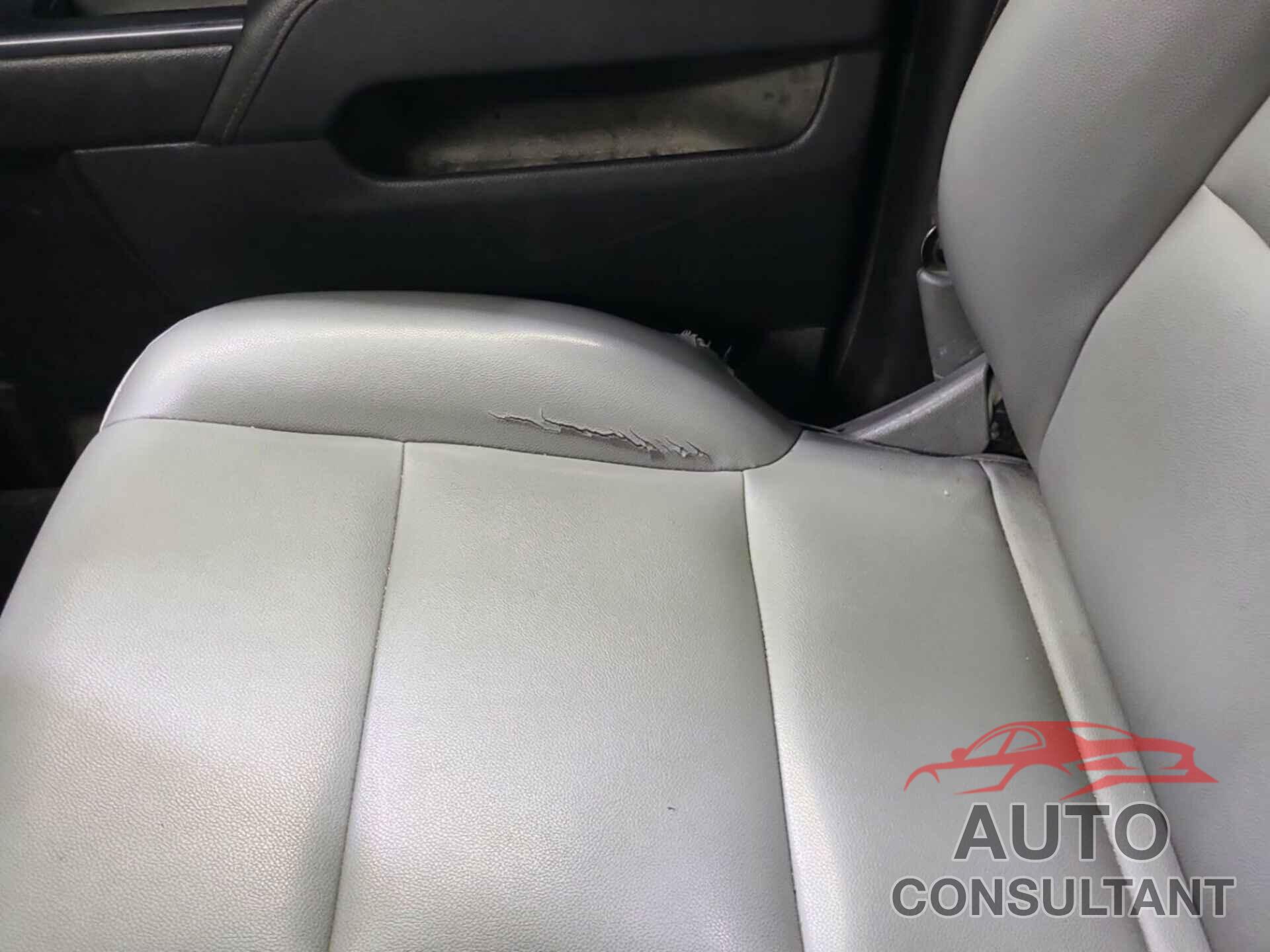CHEVROLET SILVERADO 1500 2015 - 1GCVKPEH3FZ388417