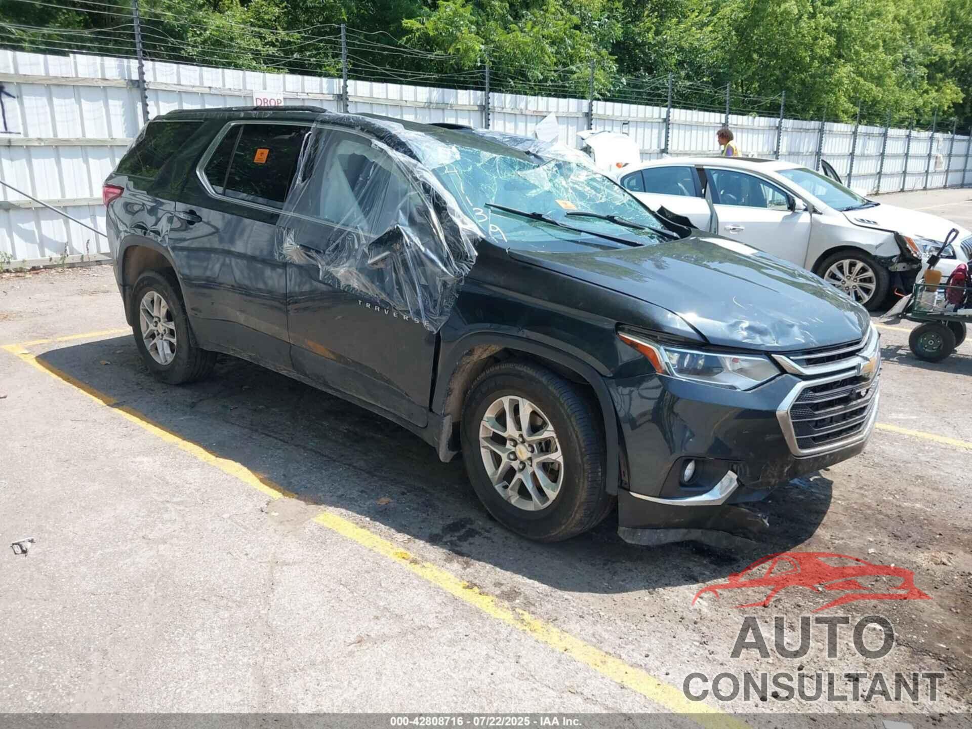 CHEVROLET TRAVERSE 2019 - 1GNEVGKW2KJ141139