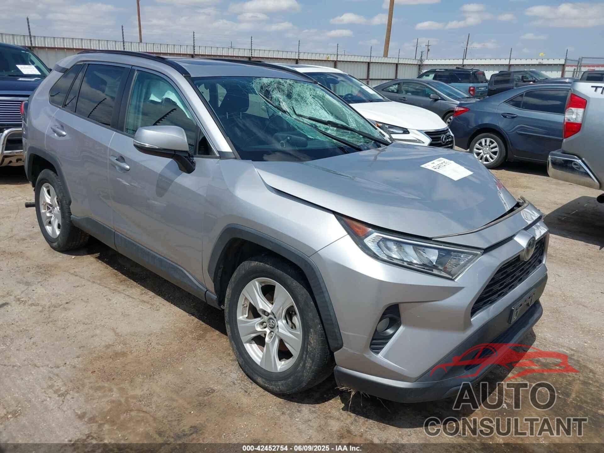 TOYOTA RAV4 2019 - 2T3W1RFV9KC005471