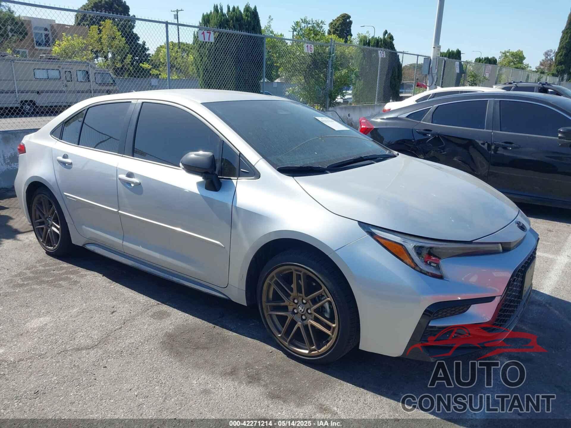 TOYOTA COROLLA 2024 - JTDBCMFE6R3065022