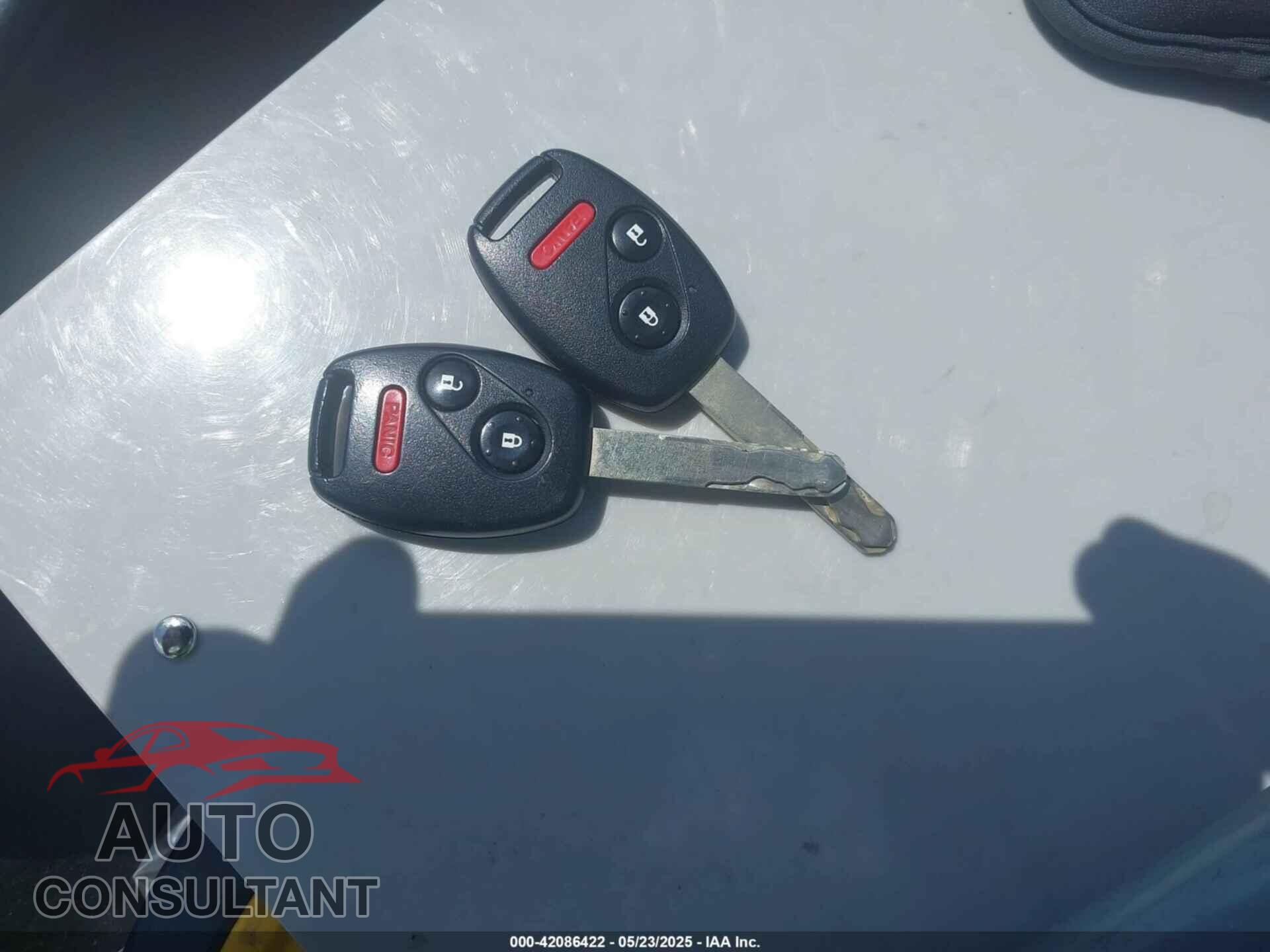 HONDA INSIGHT 2011 - JHMZE2H51BS004312