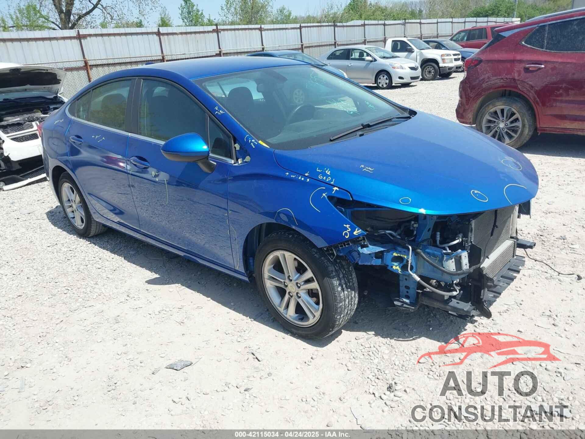 CHEVROLET CRUZE 2017 - 1G1BE5SM6H7244335