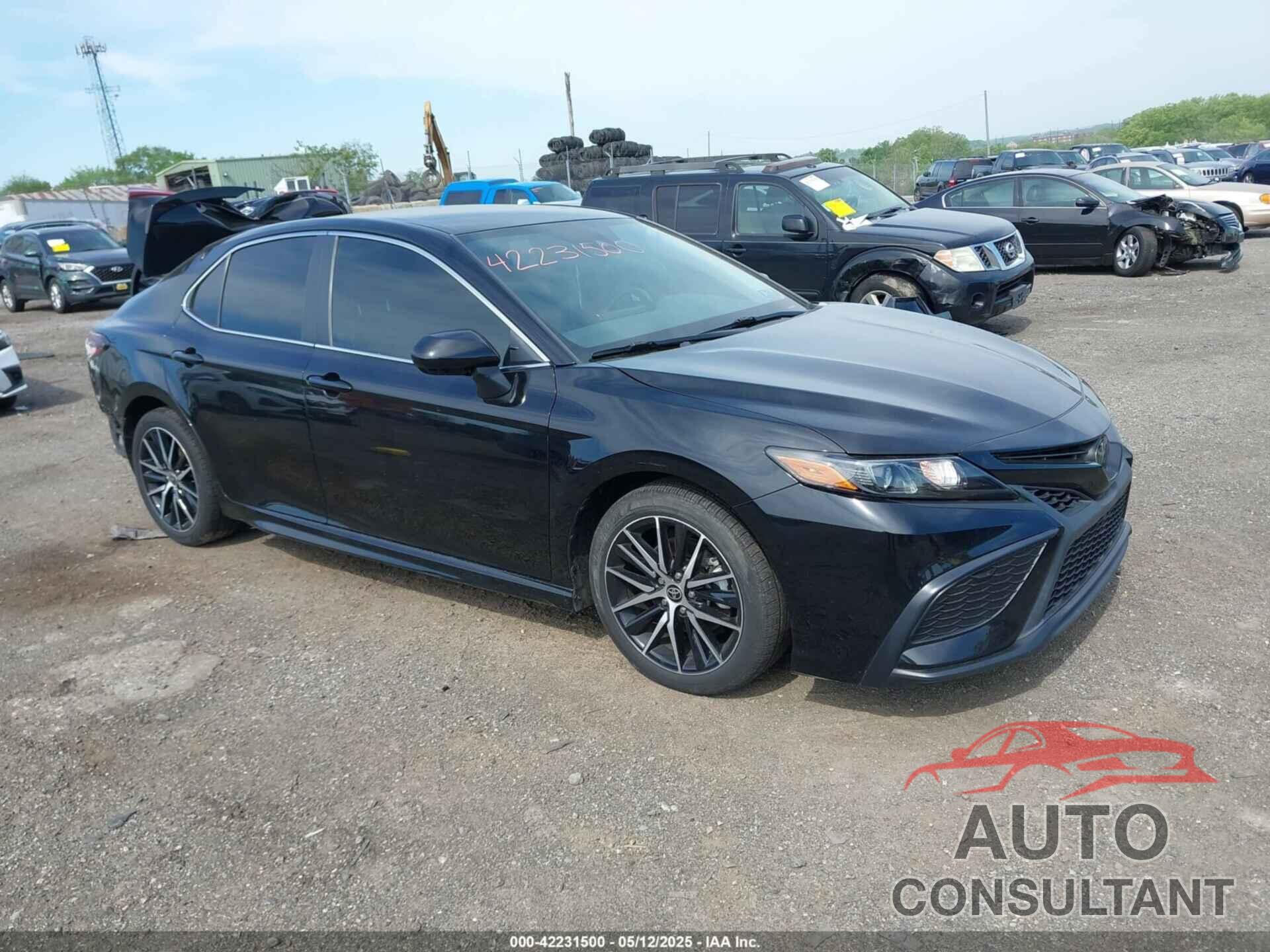 TOYOTA CAMRY 2021 - 4T1G11AK8MU609008