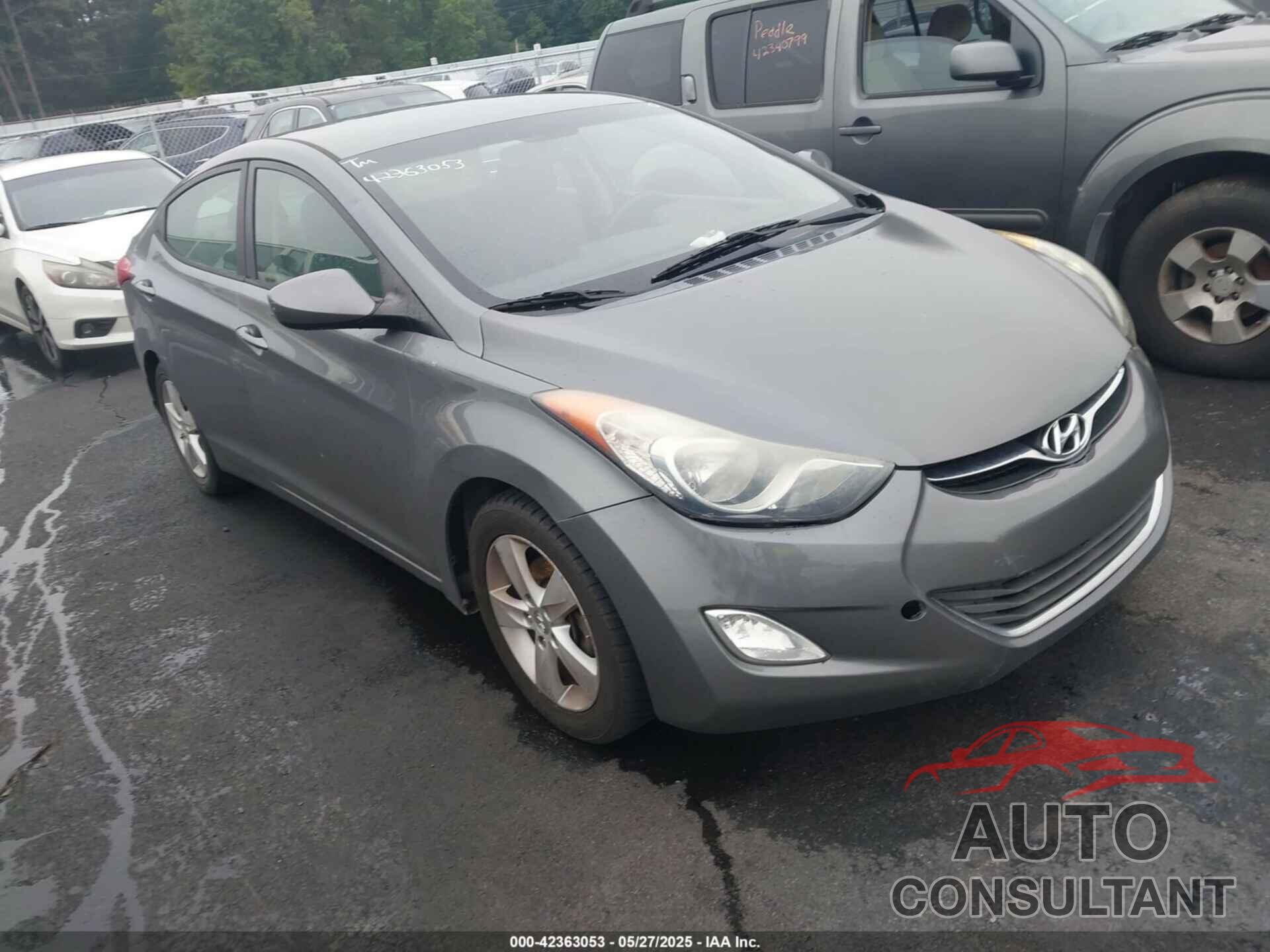 HYUNDAI ELANTRA 2013 - 5NPDH4AE8DH342848