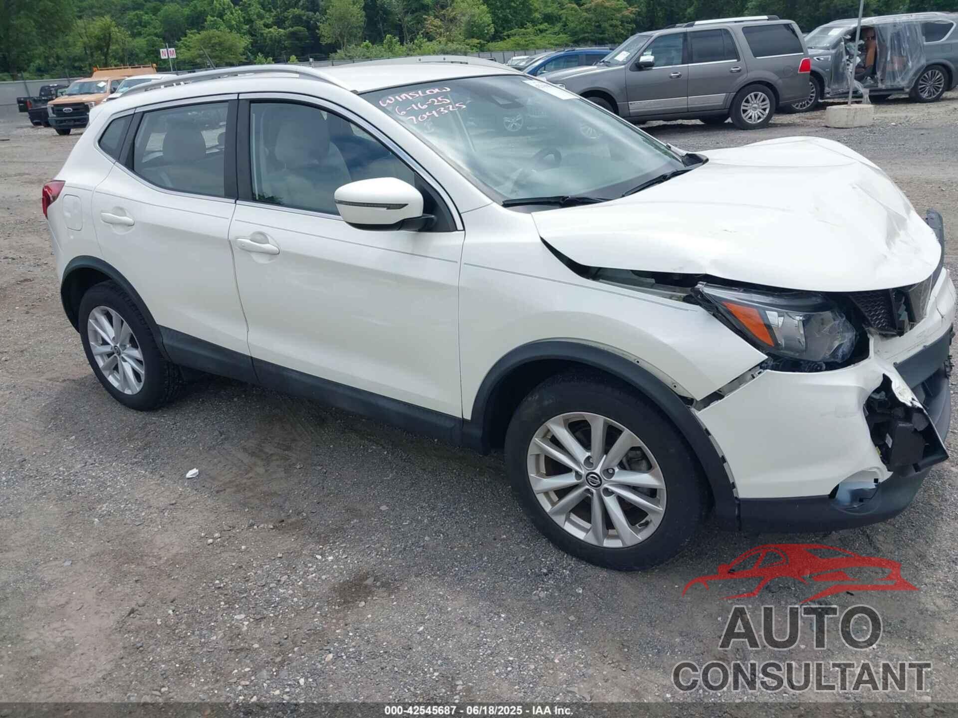 NISSAN ROGUE SPORT 2019 - JN1BJ1CR7KW311563
