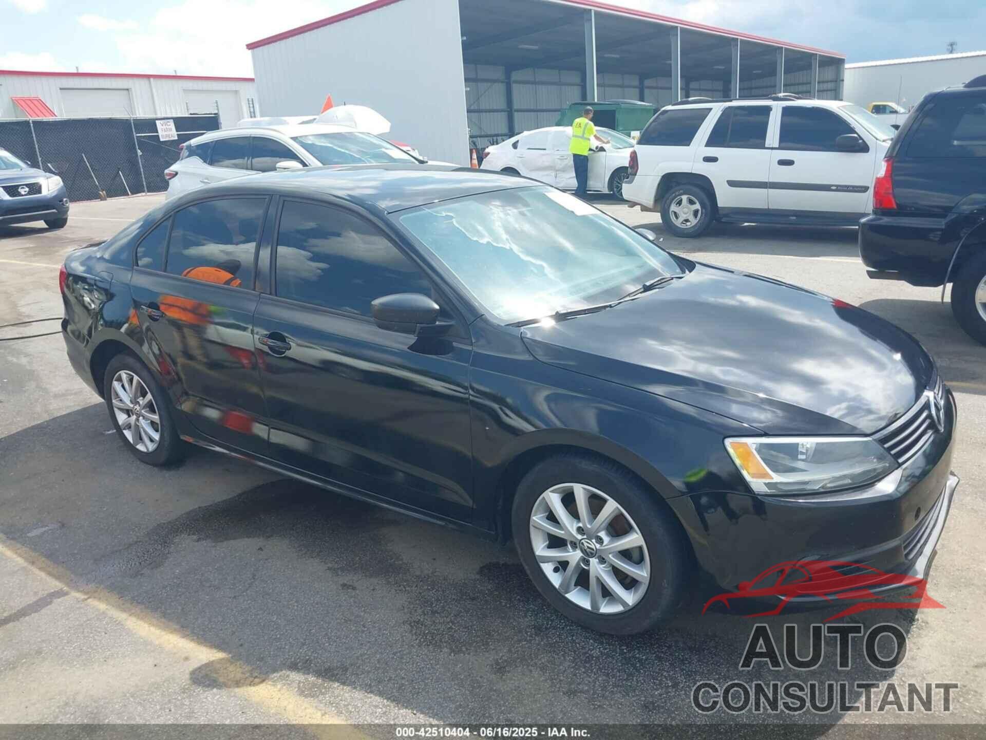 VOLKSWAGEN JETTA 2014 - 3VW2K7AJ2EM352078