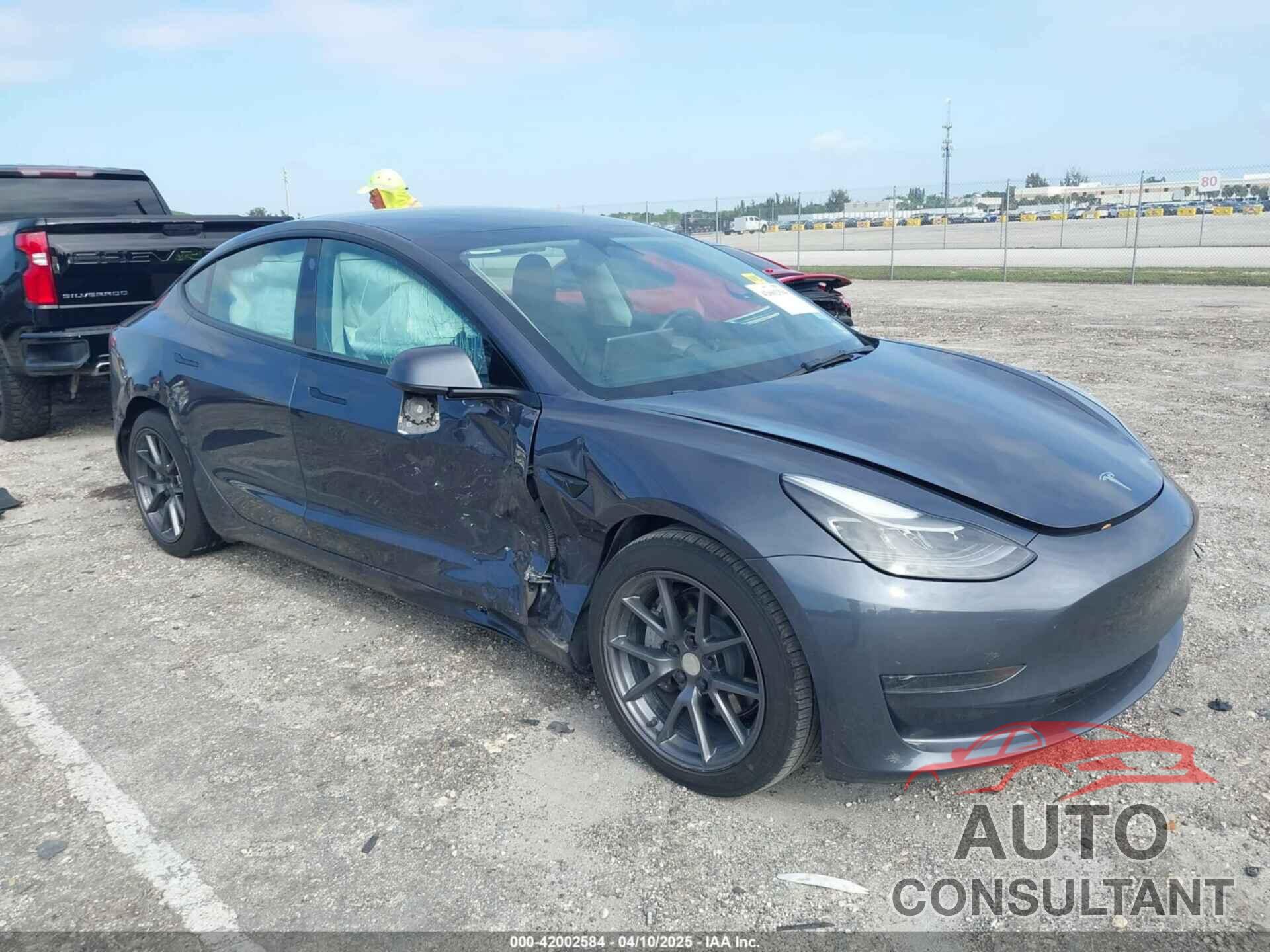 TESLA MODEL 3 2023 - 5YJ3E1EA0PF403168