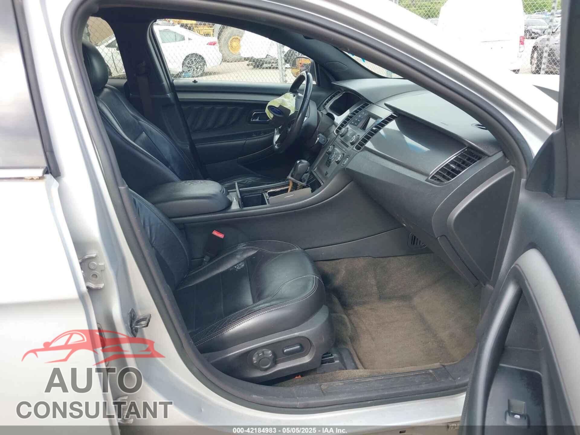 FORD TAURUS 2014 - 1FAHP2E98EG178504