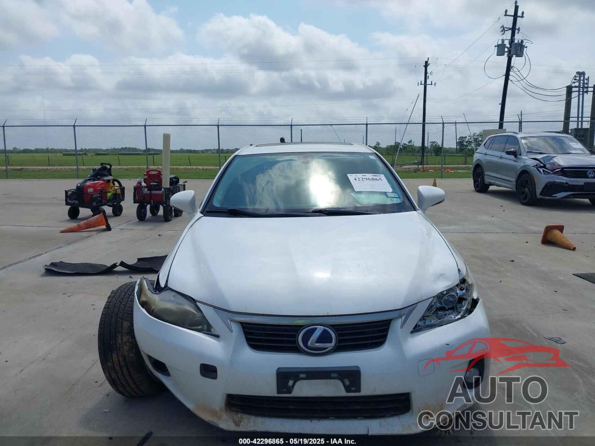 LEXUS CT 200H 2012 - JTHKD5BHXC2065846