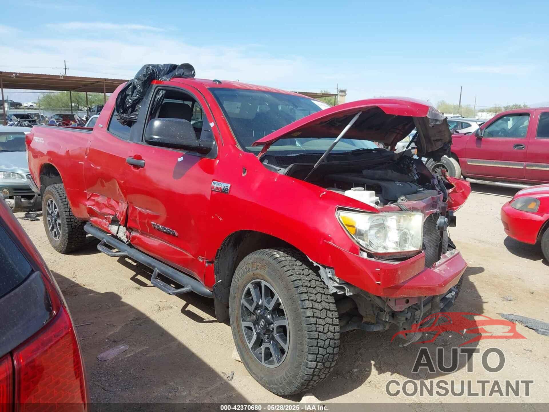 TOYOTA TUNDRA 2011 - 5TFUW5F15BX176629