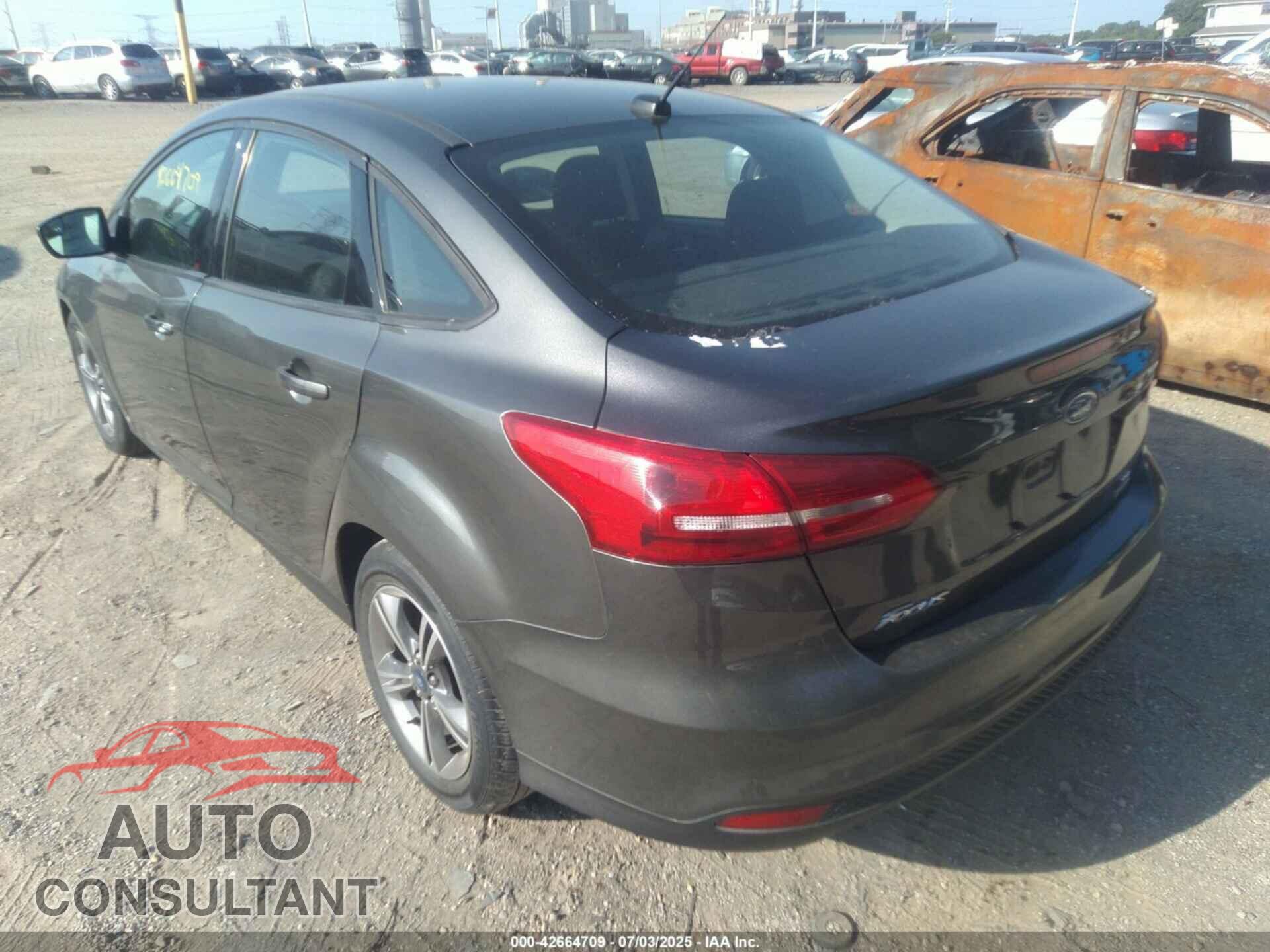 FORD FOCUS 2017 - 1FADP3FE3HL295192