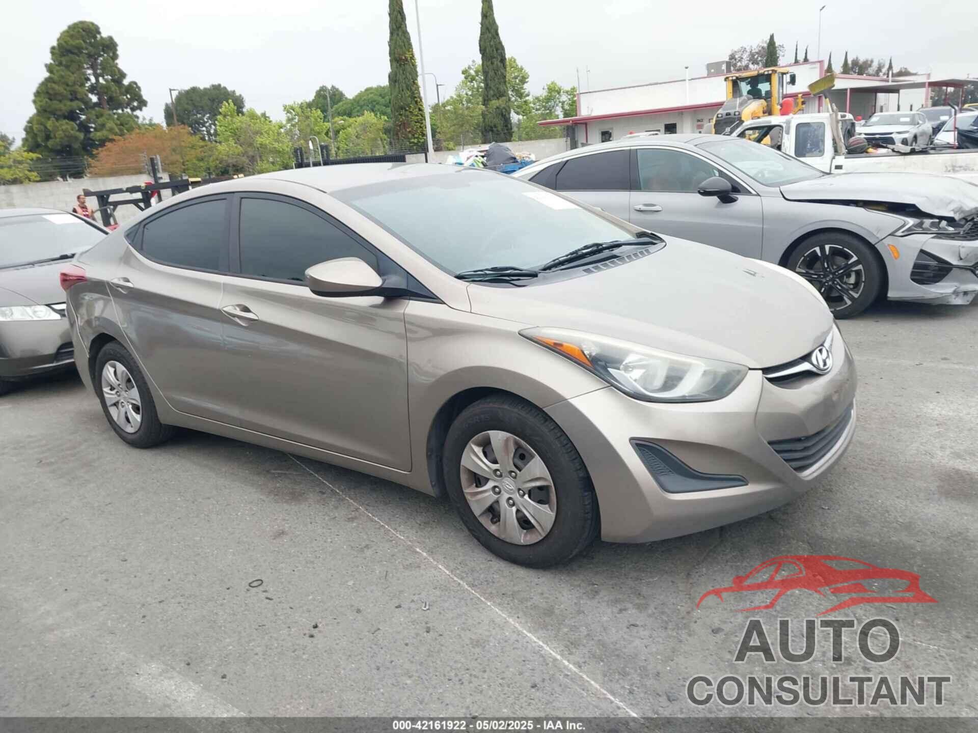 HYUNDAI ELANTRA 2016 - 5NPDH4AEXGH776046