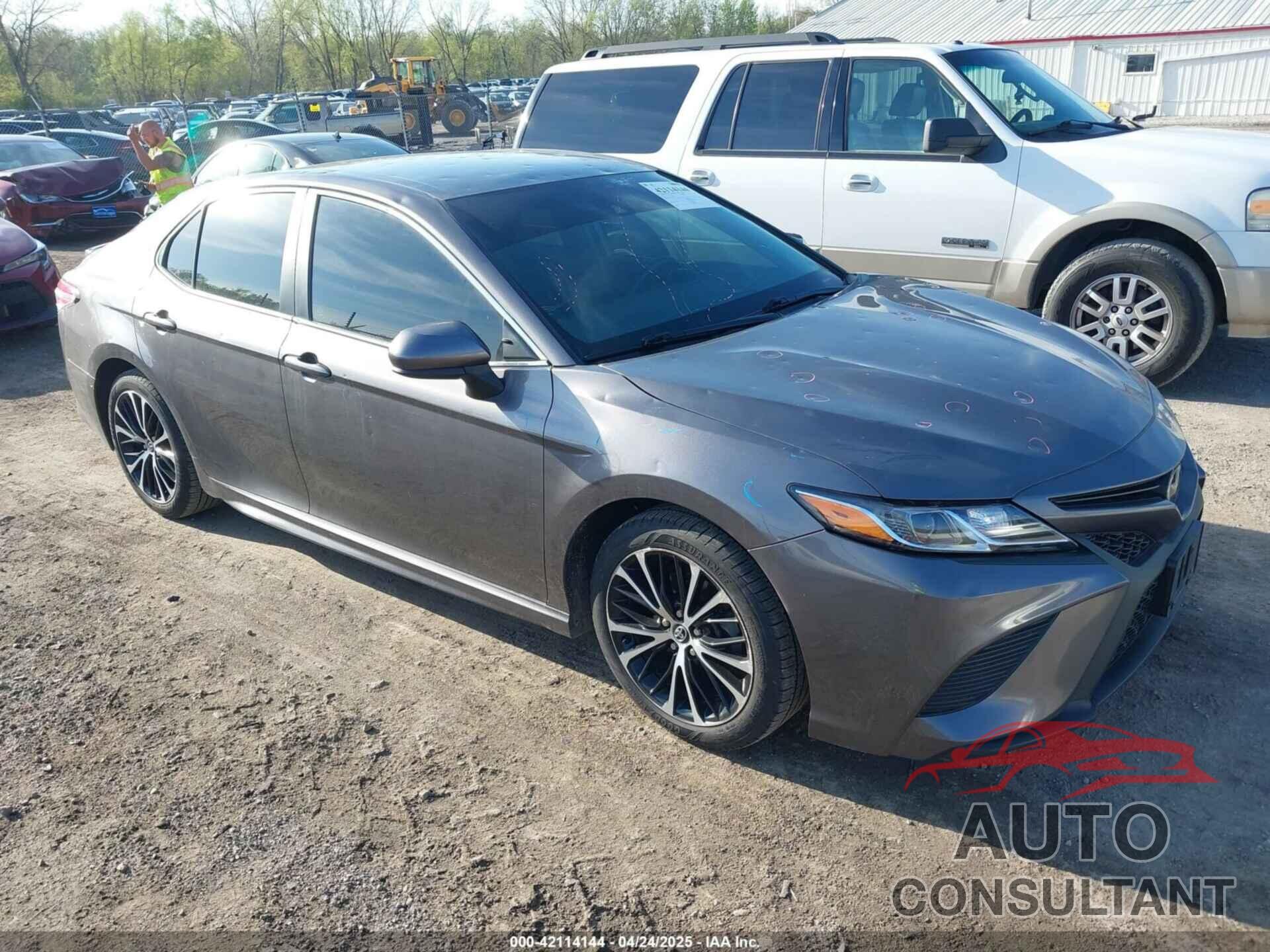 TOYOTA CAMRY 2020 - 4T1G11AK8LU892525