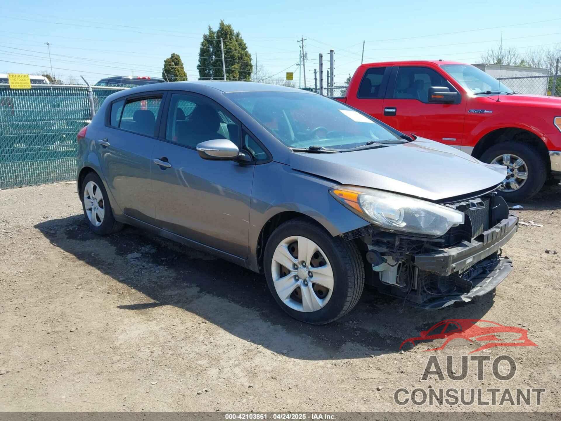 KIA FORTE 2016 - KNAFK5A81G5654585