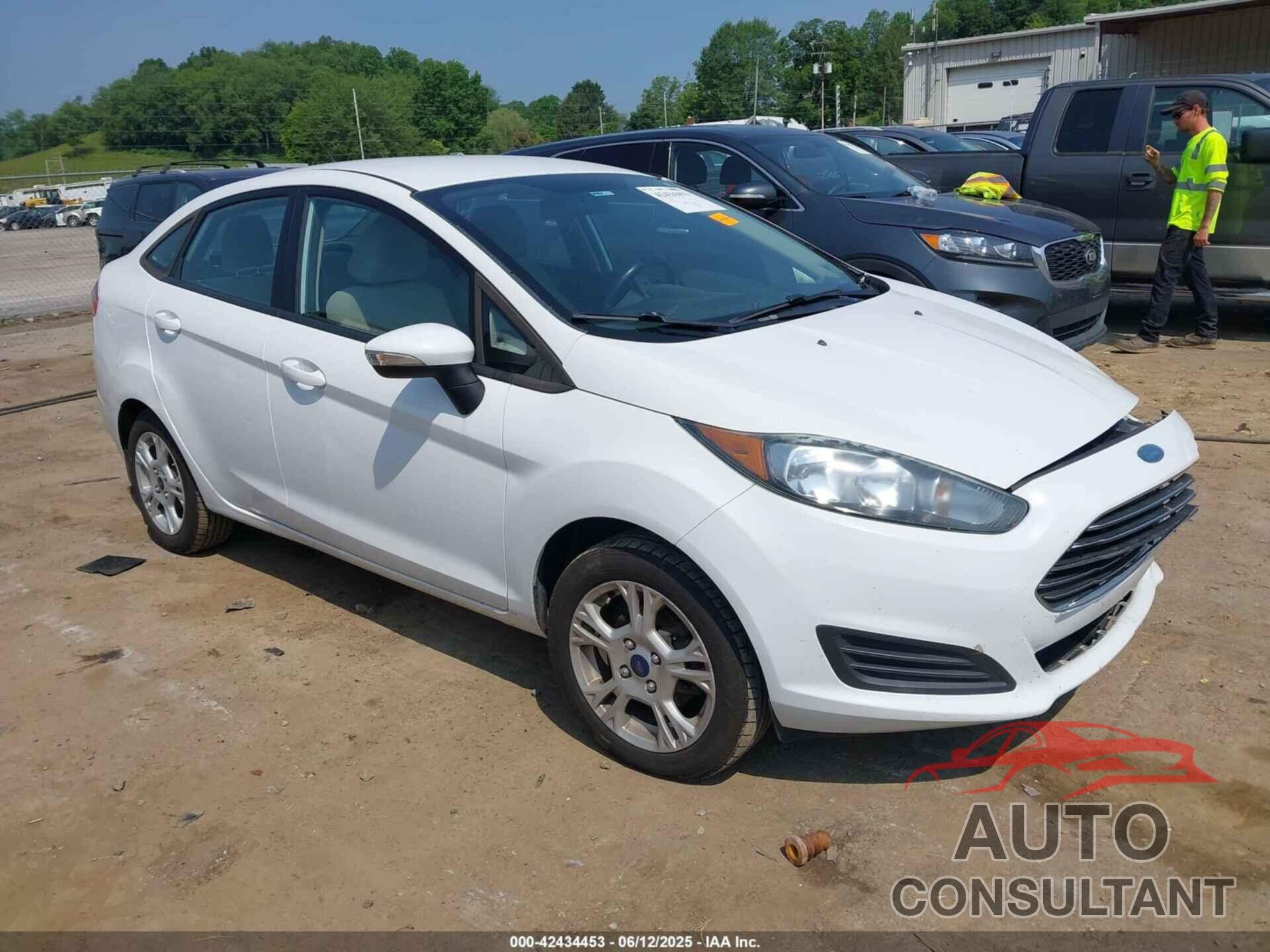 FORD FIESTA 2015 - 3FADP4BJXFM108387