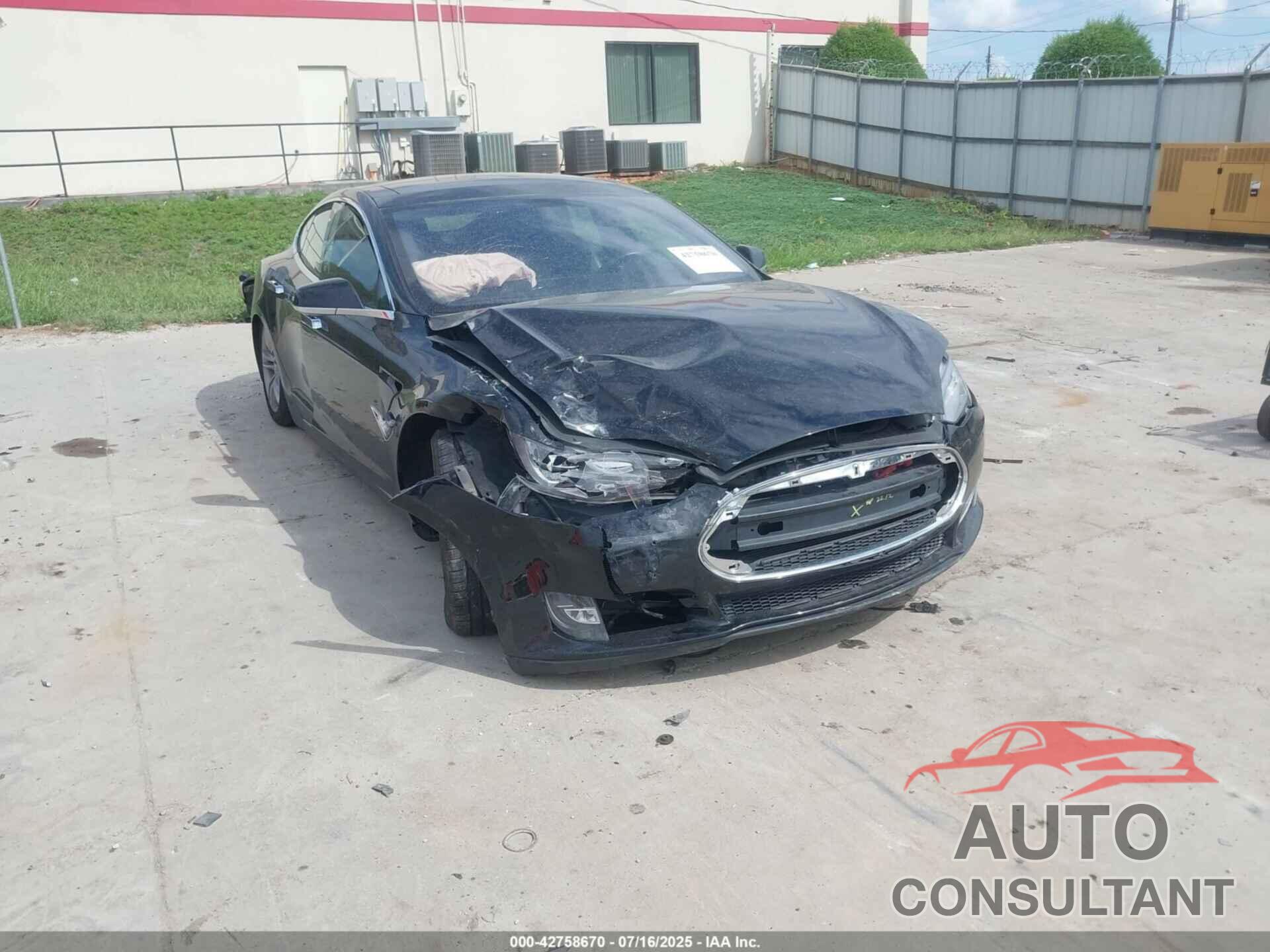 TESLA MODEL S 2014 - 5YJSA1H10EFP52489