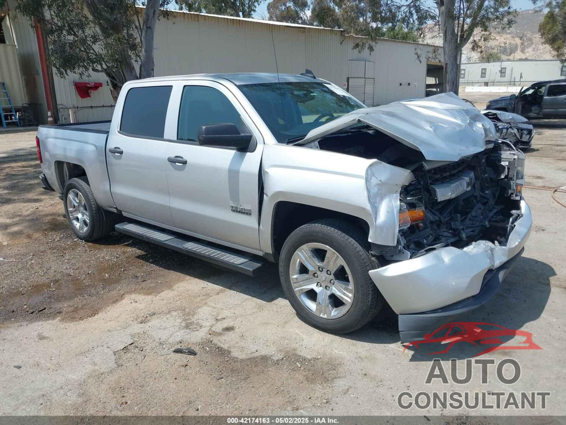 CHEVROLET SILVERADO 1500 2018 - 3GCPCPEH7JG451467