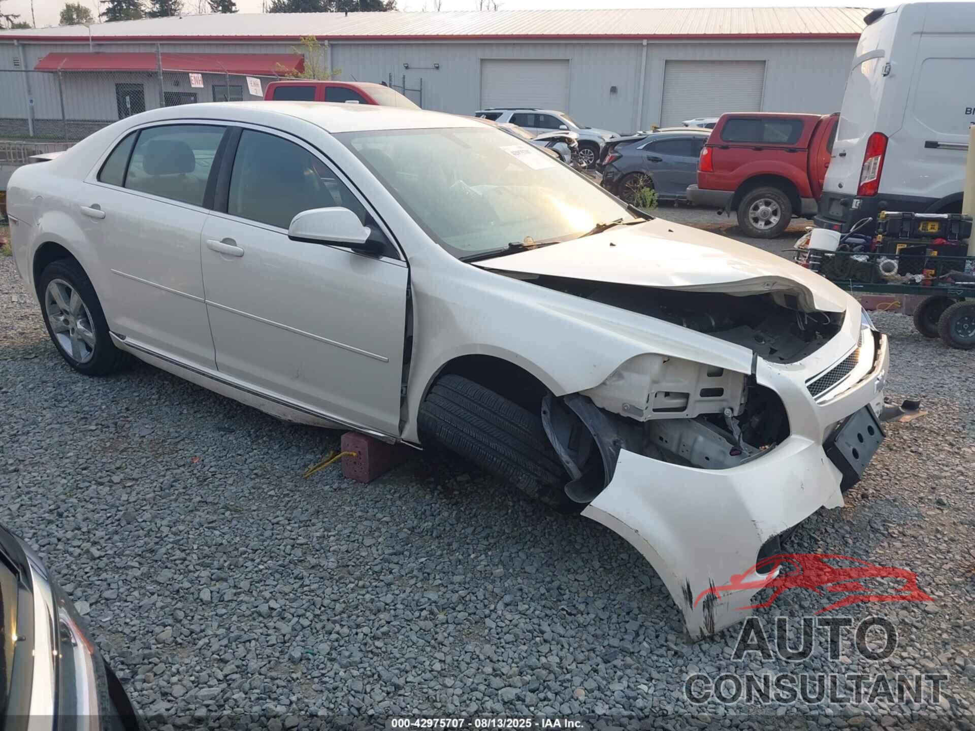 CHEVROLET MALIBU 2011 - 1G1ZD5EUXBF394930