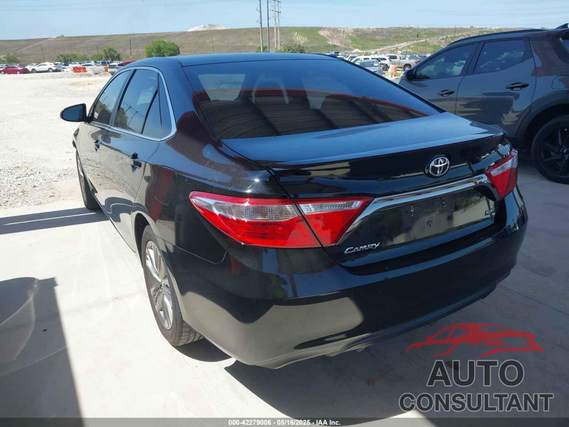 TOYOTA CAMRY 2015 - 4T1BF1FK4FU977614