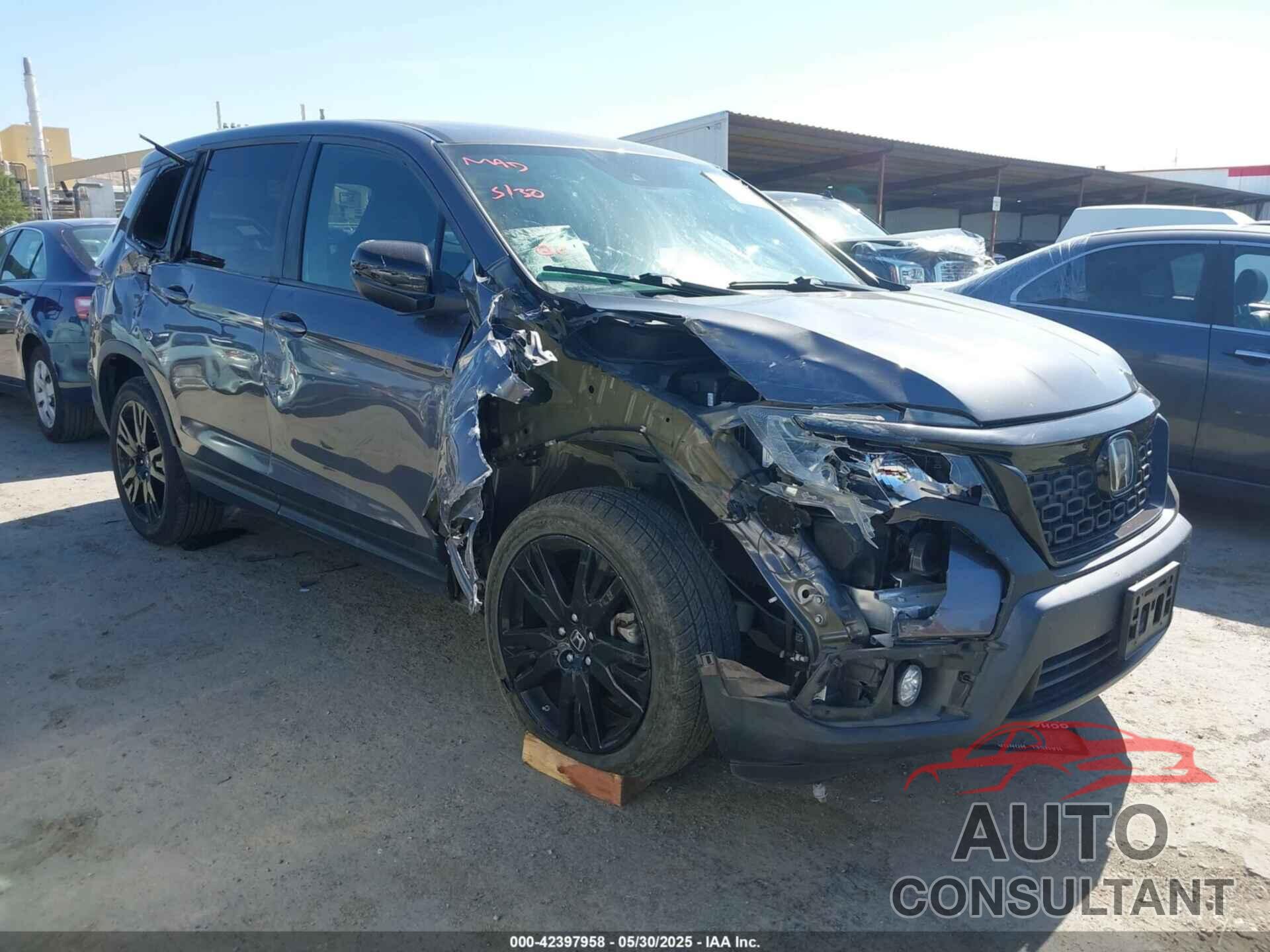 HONDA PASSPORT 2019 - 5FNYF7H25KB005540