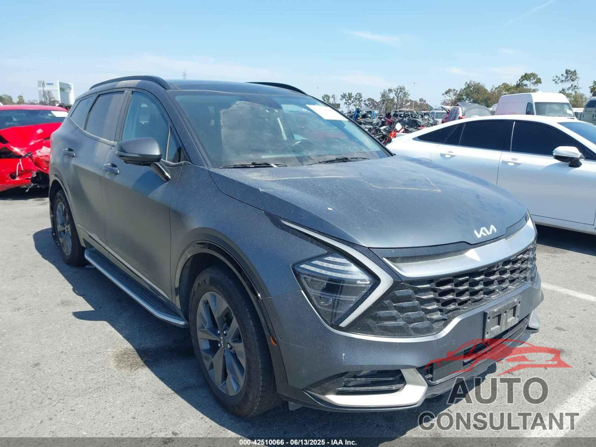 KIA SPORTAGE HYBRID 2023 - KNDPXCAG2P7039200