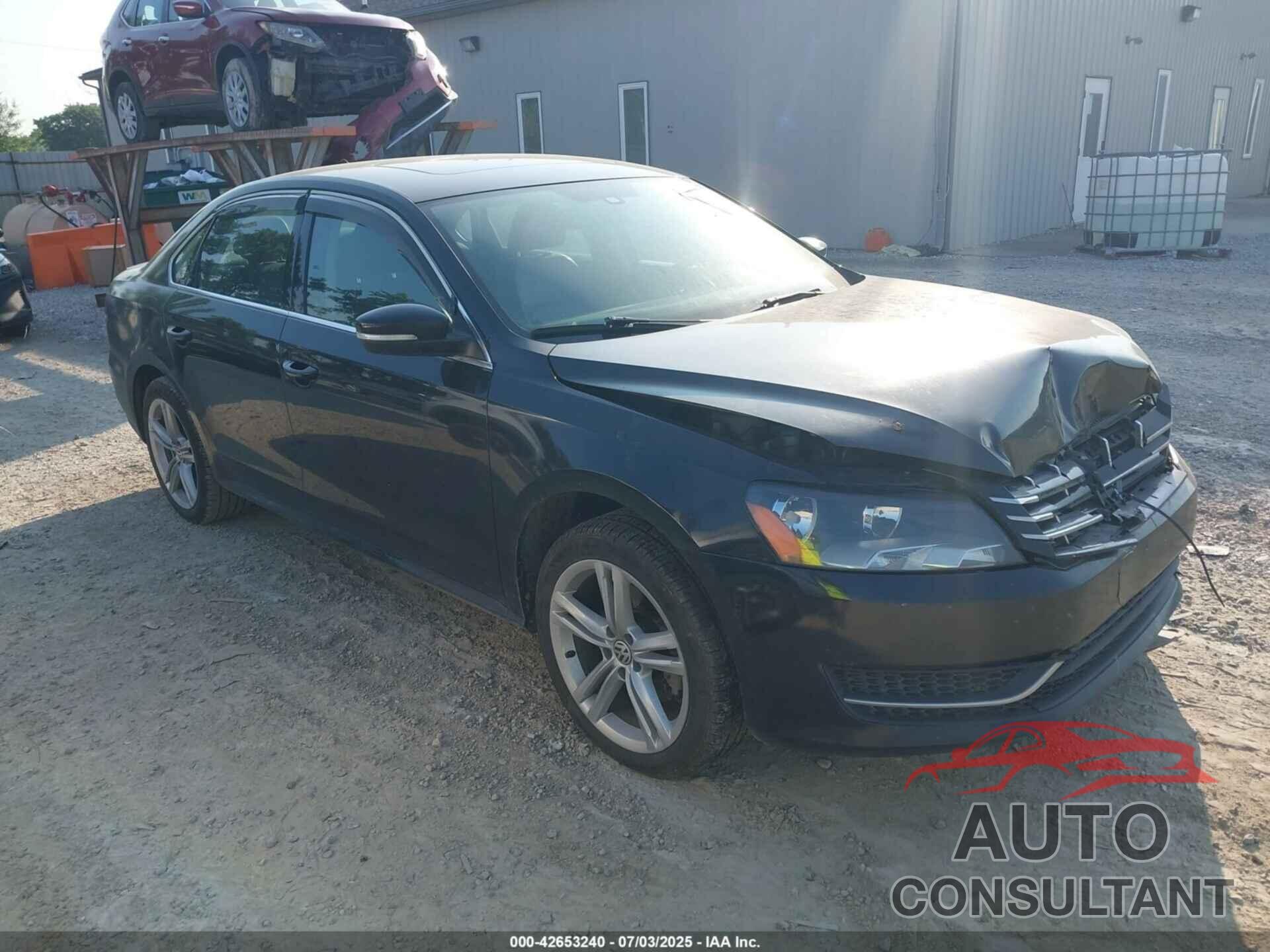 VOLKSWAGEN PASSAT 2014 - 1VWBN7A30EC120511