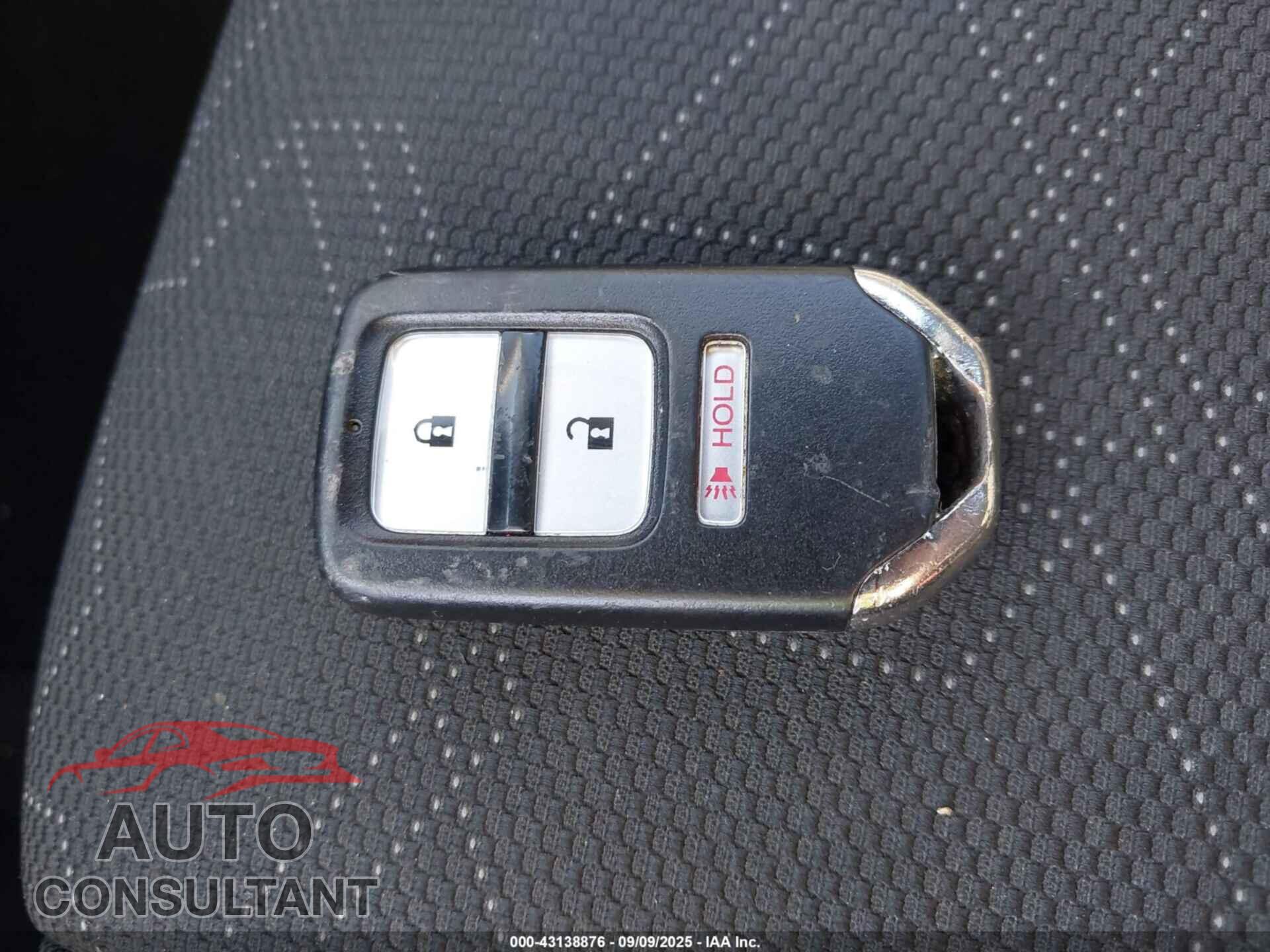 HONDA FIT 2015 - 3HGGK5H82FM703980