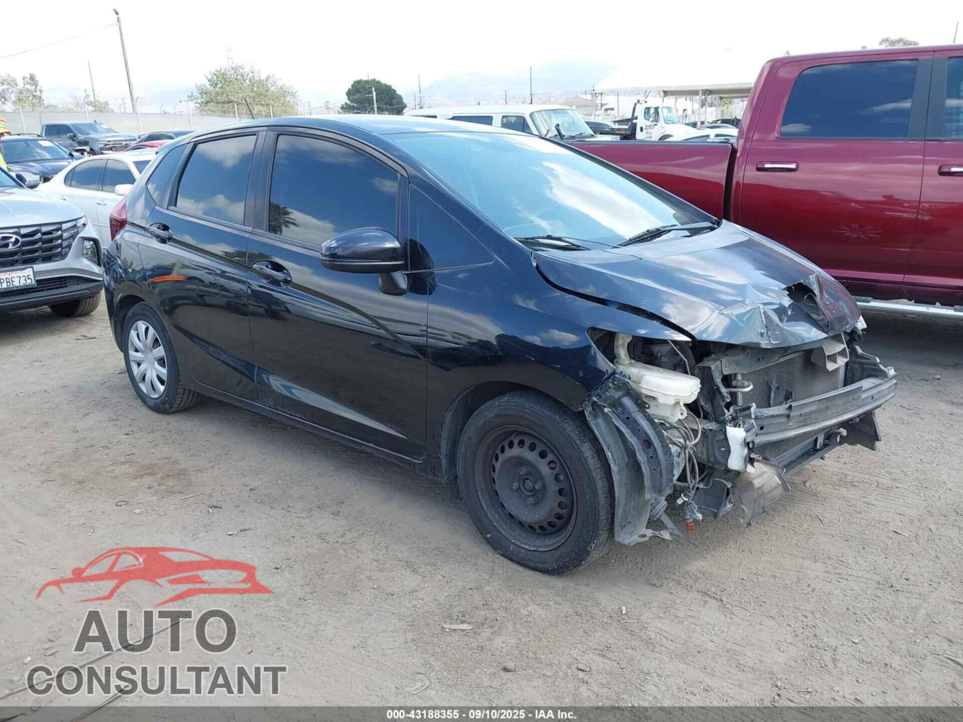 HONDA FIT 2016 - JHMGK5H59GS007161