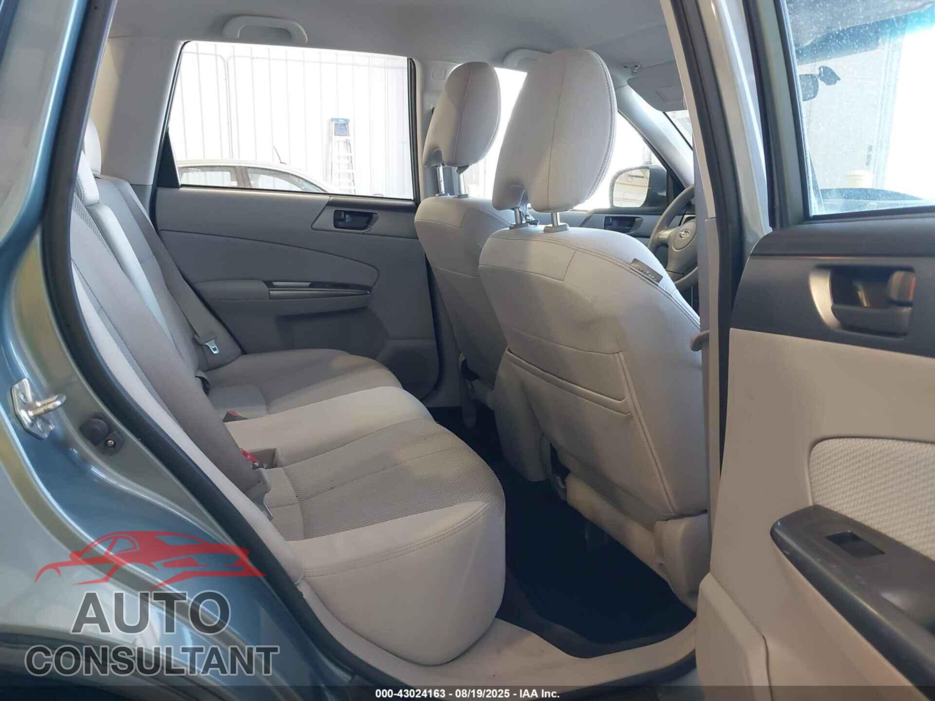 SUBARU FORESTER 2011 - JF2SHABC1BH772639