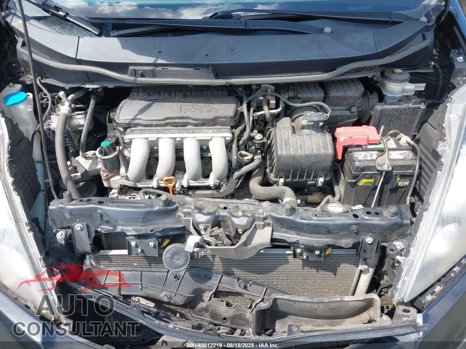 HONDA FIT 2013 - JHMGE8H53DC001340