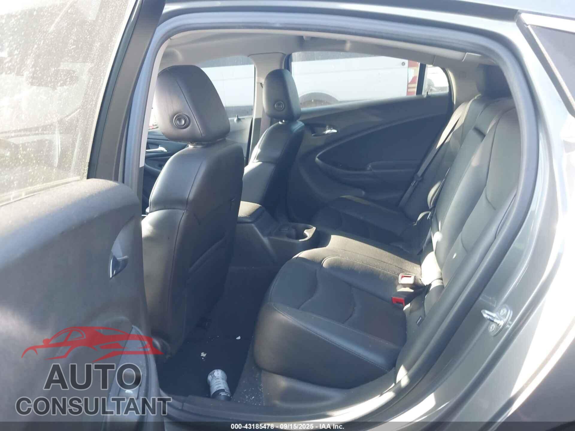 CHEVROLET VOLT 2017 - 1G1RC6S55HU106080