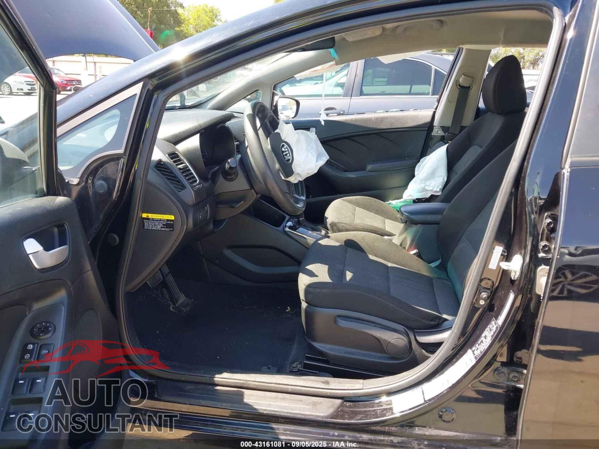 KIA FORTE 2017 - 3KPFK4A71HE075901