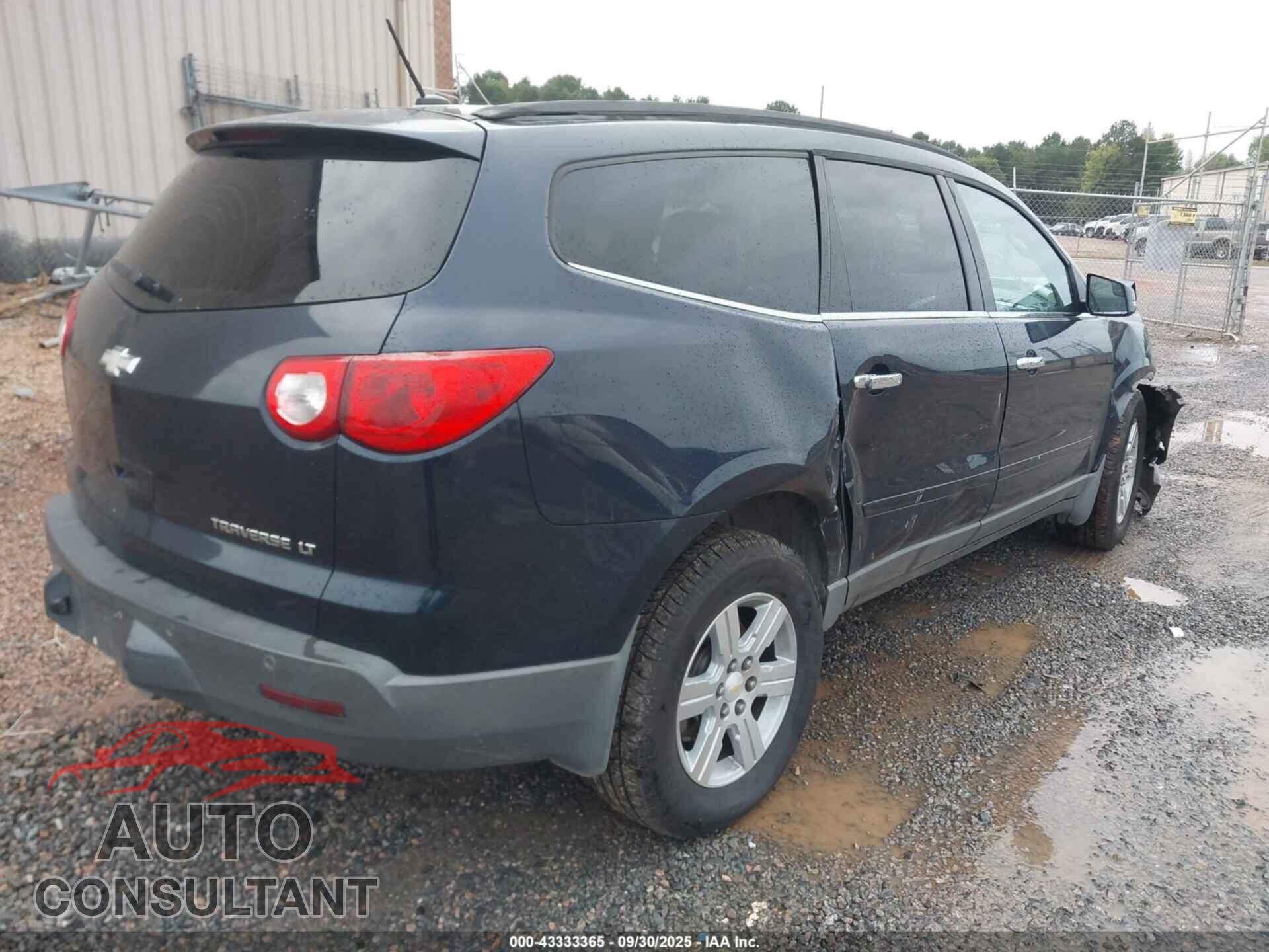 CHEVROLET TRAVERSE 2011 - 1GNKRGED1BJ234185