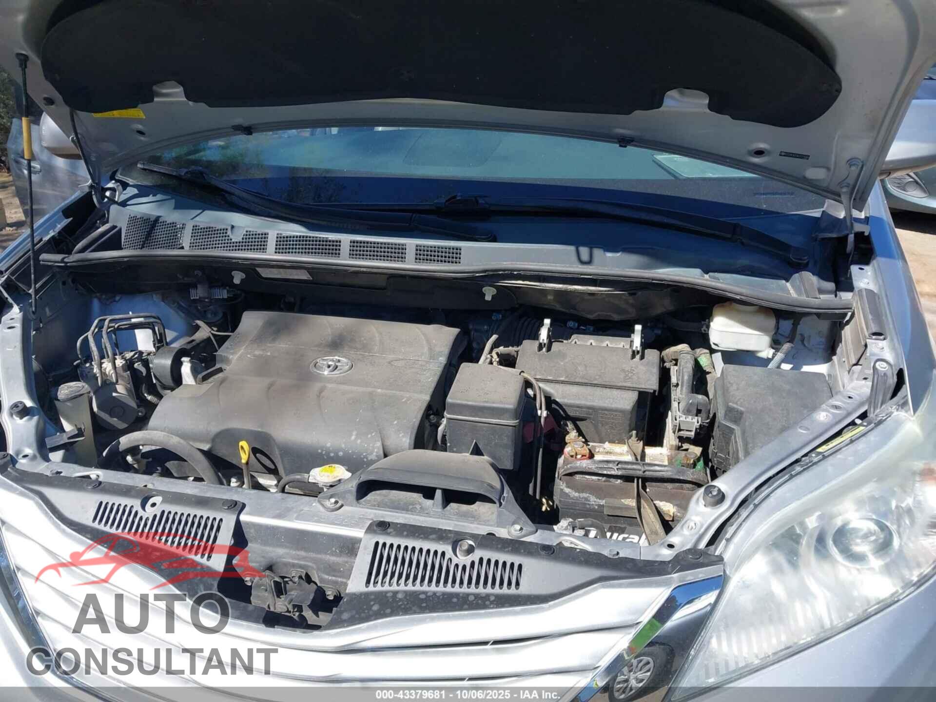TOYOTA SIENNA 2012 - 5TDYK3DC8CS221088