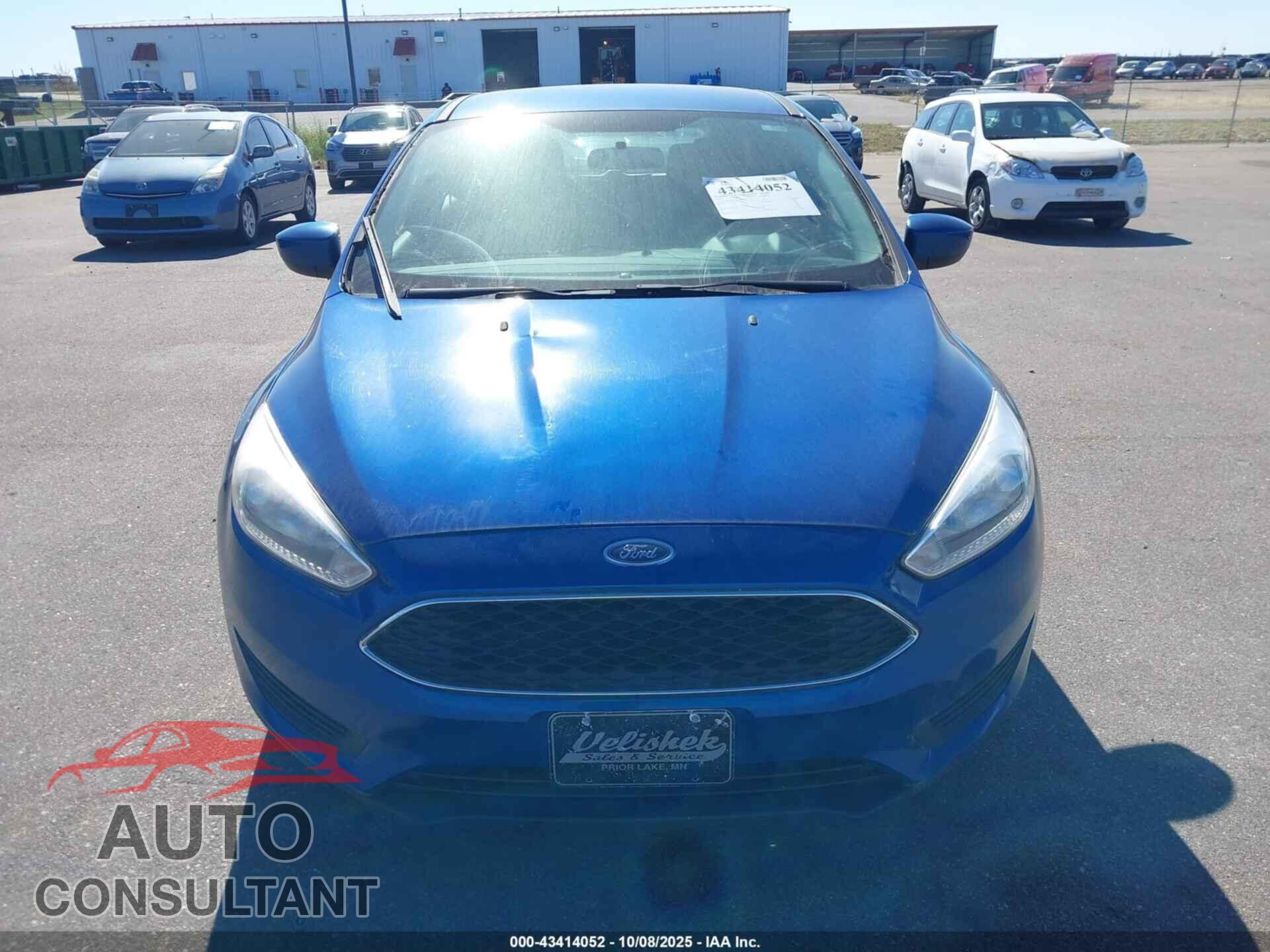FORD FOCUS 2018 - 1FADP3K23JL270309