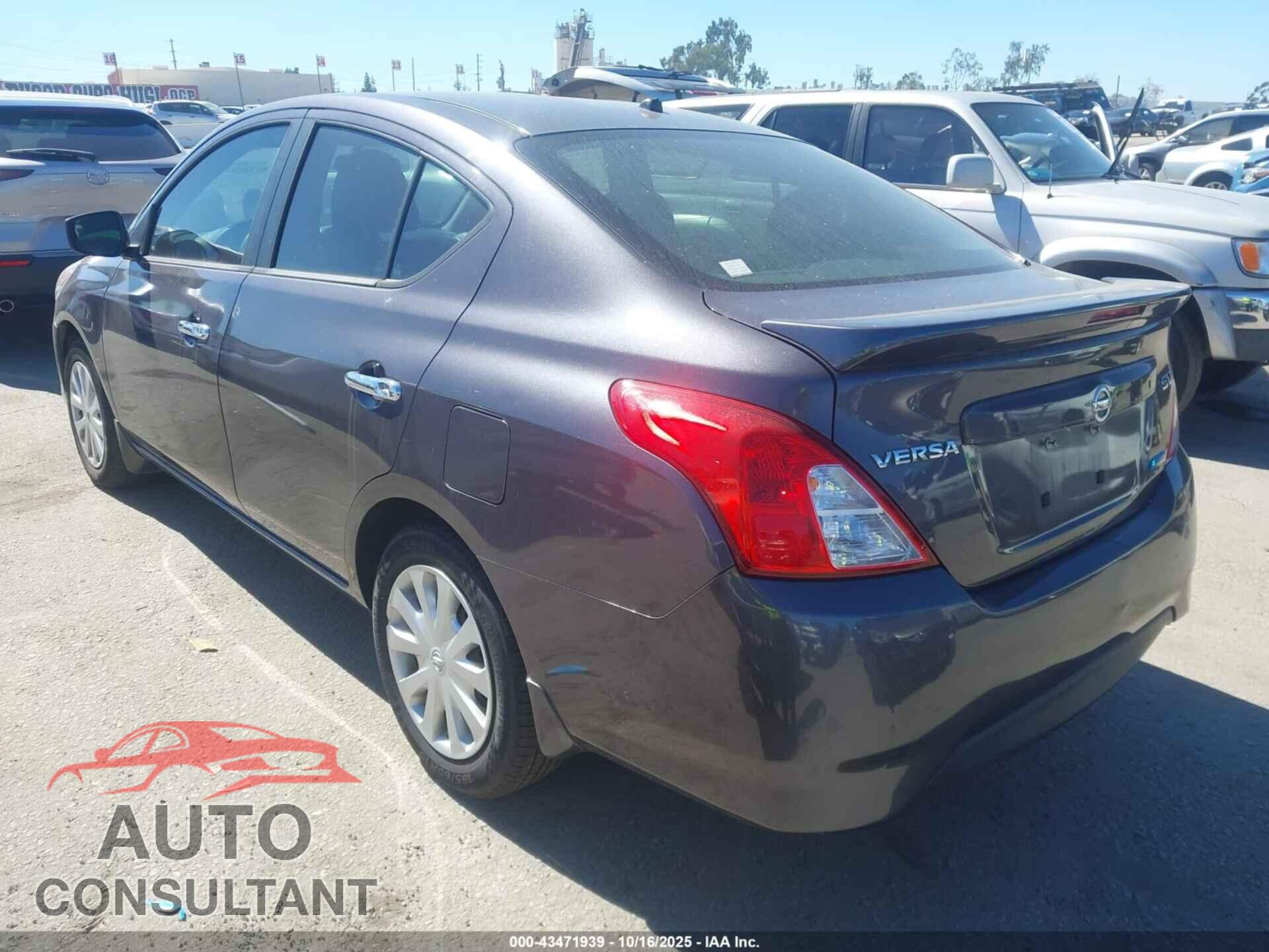 NISSAN VERSA 2015 - 3N1CN7AP5FL942482