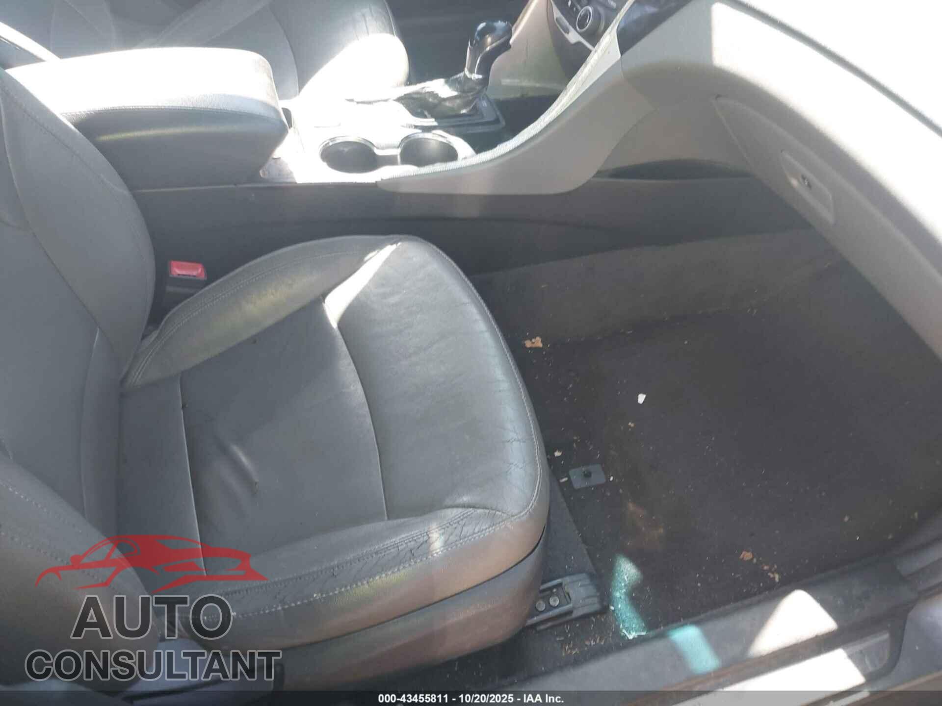 HYUNDAI SONATA 2012 - 5NPEC4AB8CH501875