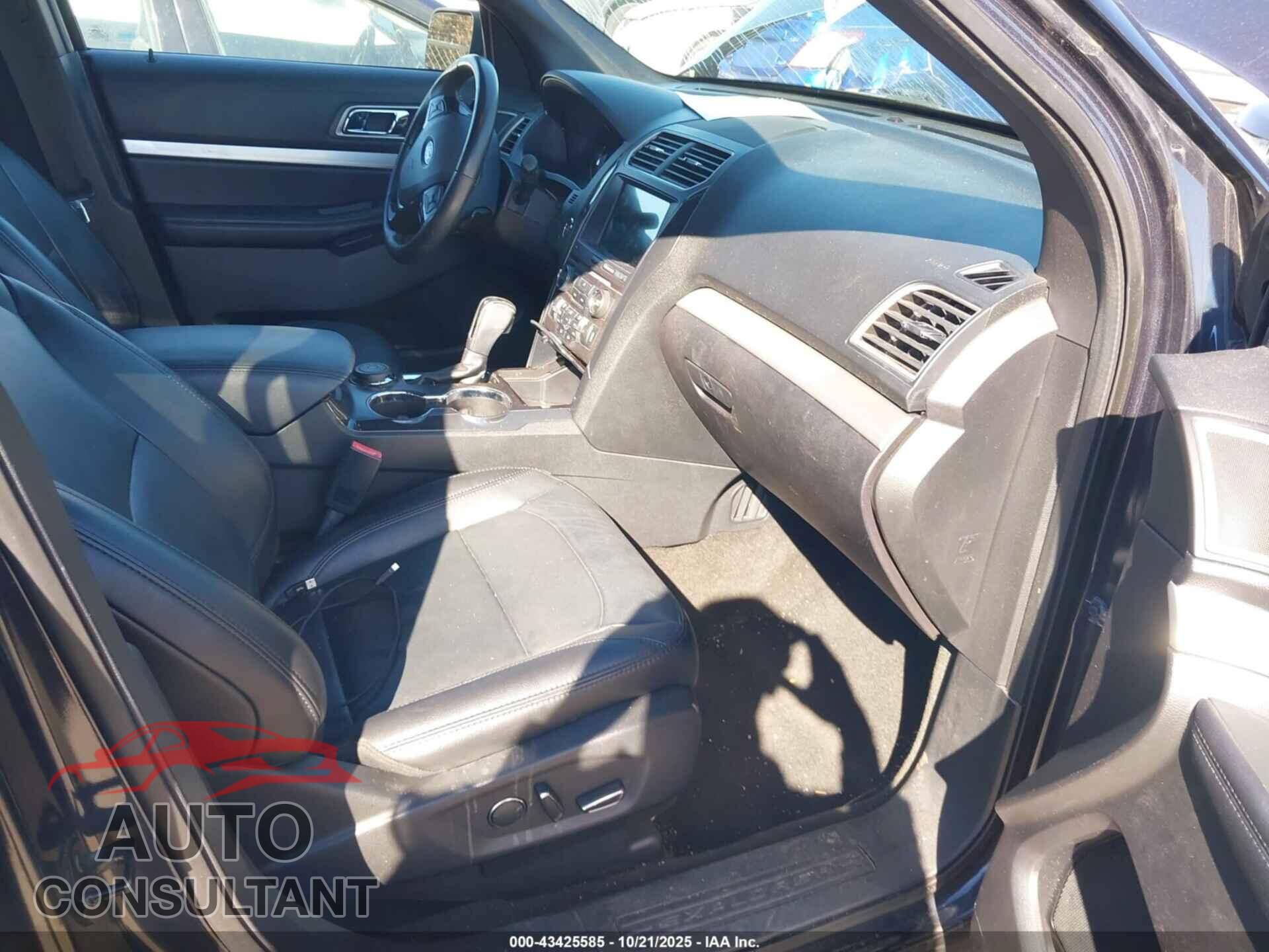 FORD EXPLORER 2017 - 1FM5K8D80HGC17089