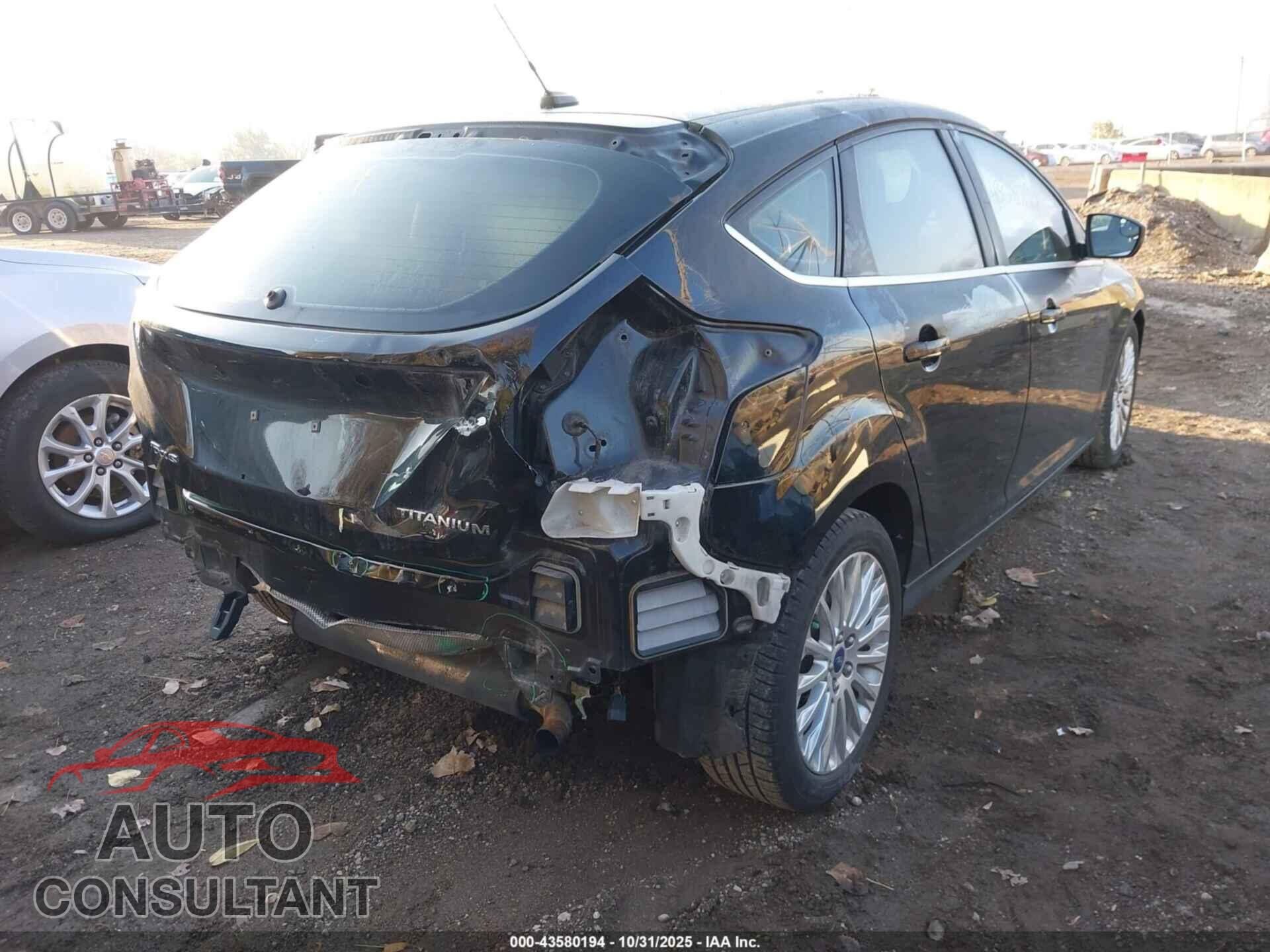 FORD FOCUS 2012 - 1FAHP3N23CL214032