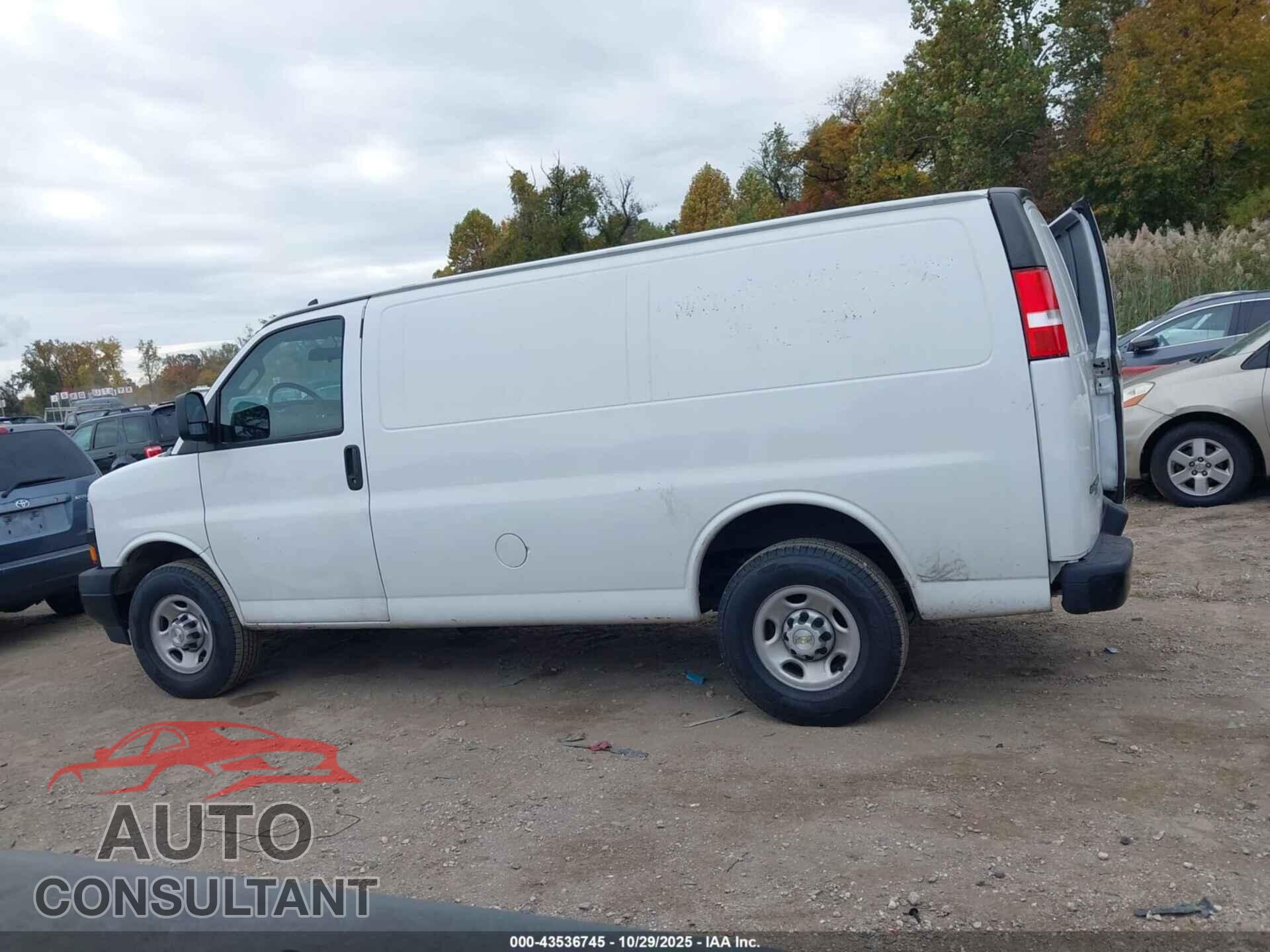 CHEVROLET EXPRESS CARGO 2022 - 1GCWGAF77N1161494