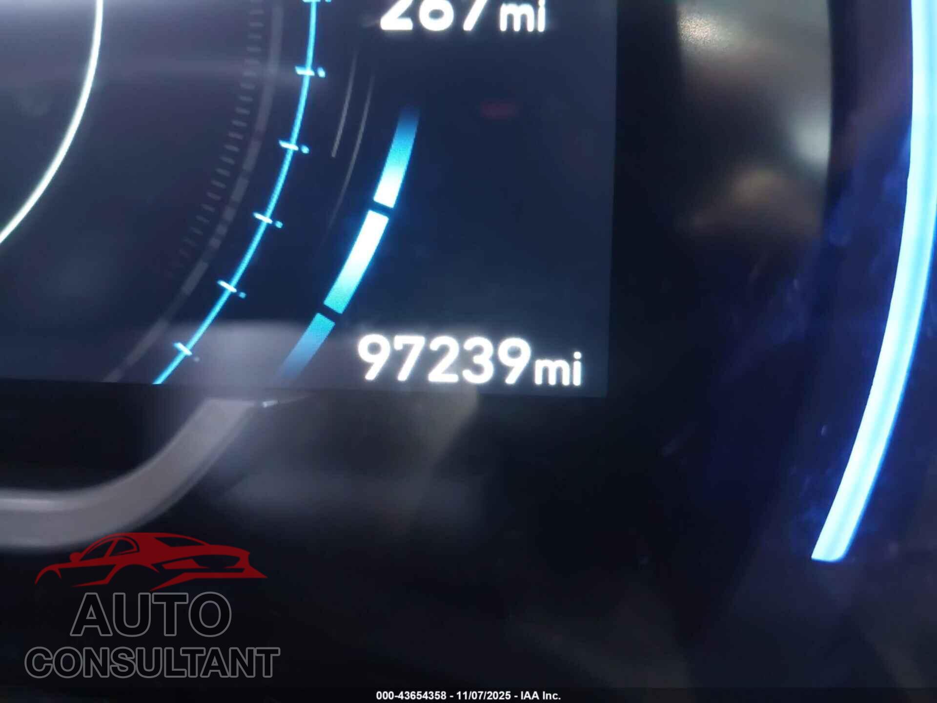 HYUNDAI SANTA FE 2019 - 5NMS53AA1KH059287