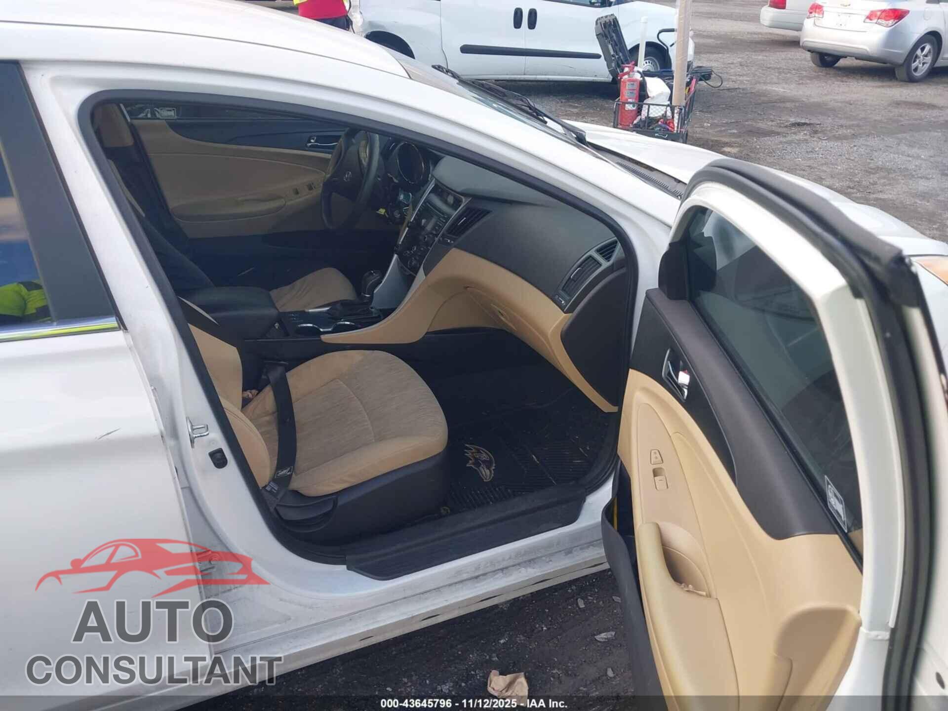 HYUNDAI SONATA 2013 - 5NPEB4AC8DH736015