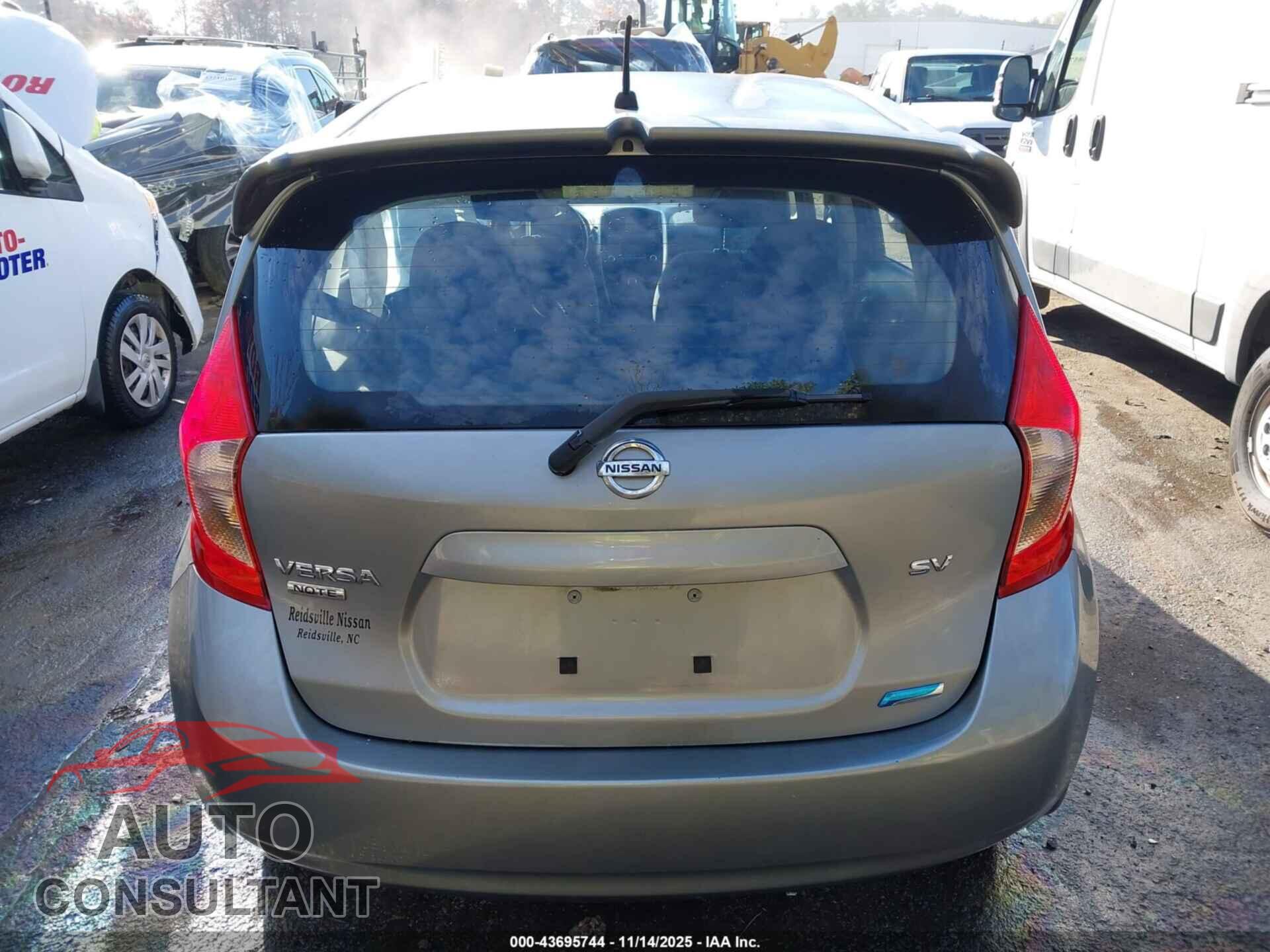 NISSAN VERSA NOTE 2015 - 3N1CE2CP0FL428961