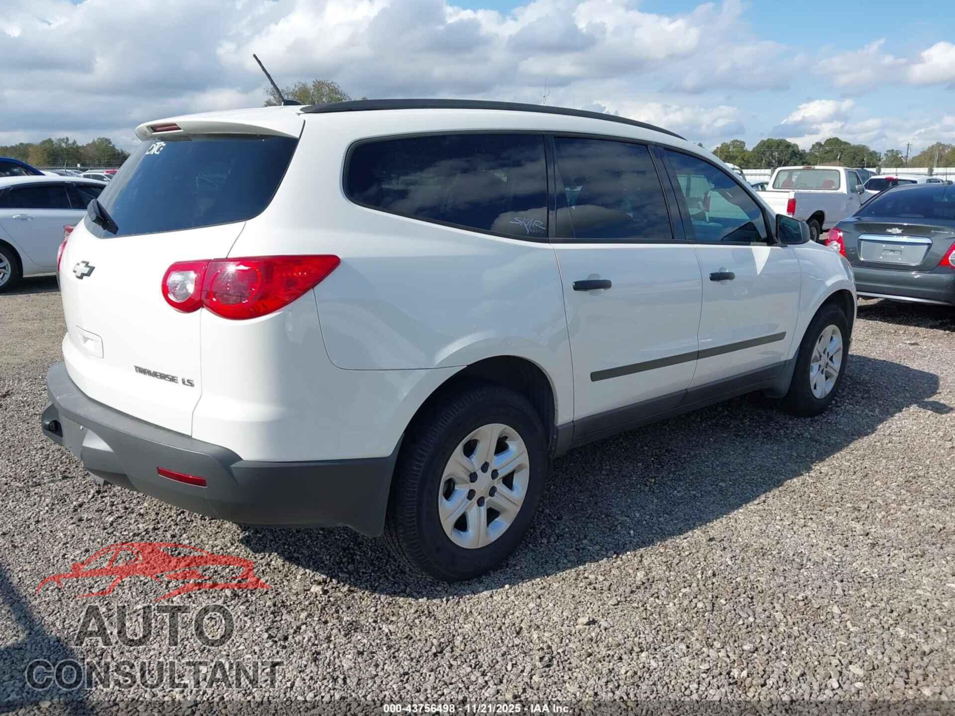 CHEVROLET TRAVERSE 2011 - 1GNKRFED6BJ417169