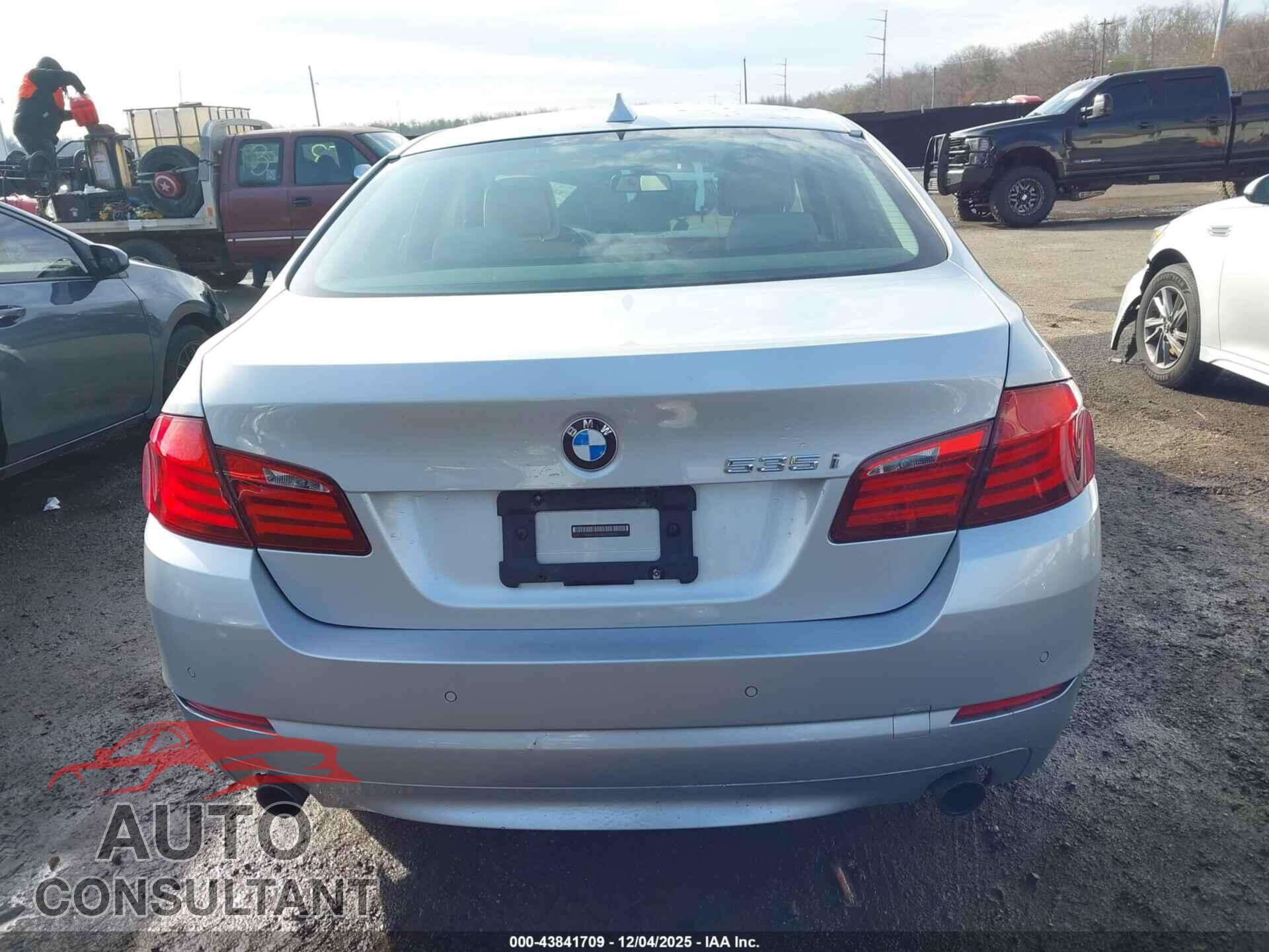 BMW 535I 2011 - WBAFU7C58BC873296