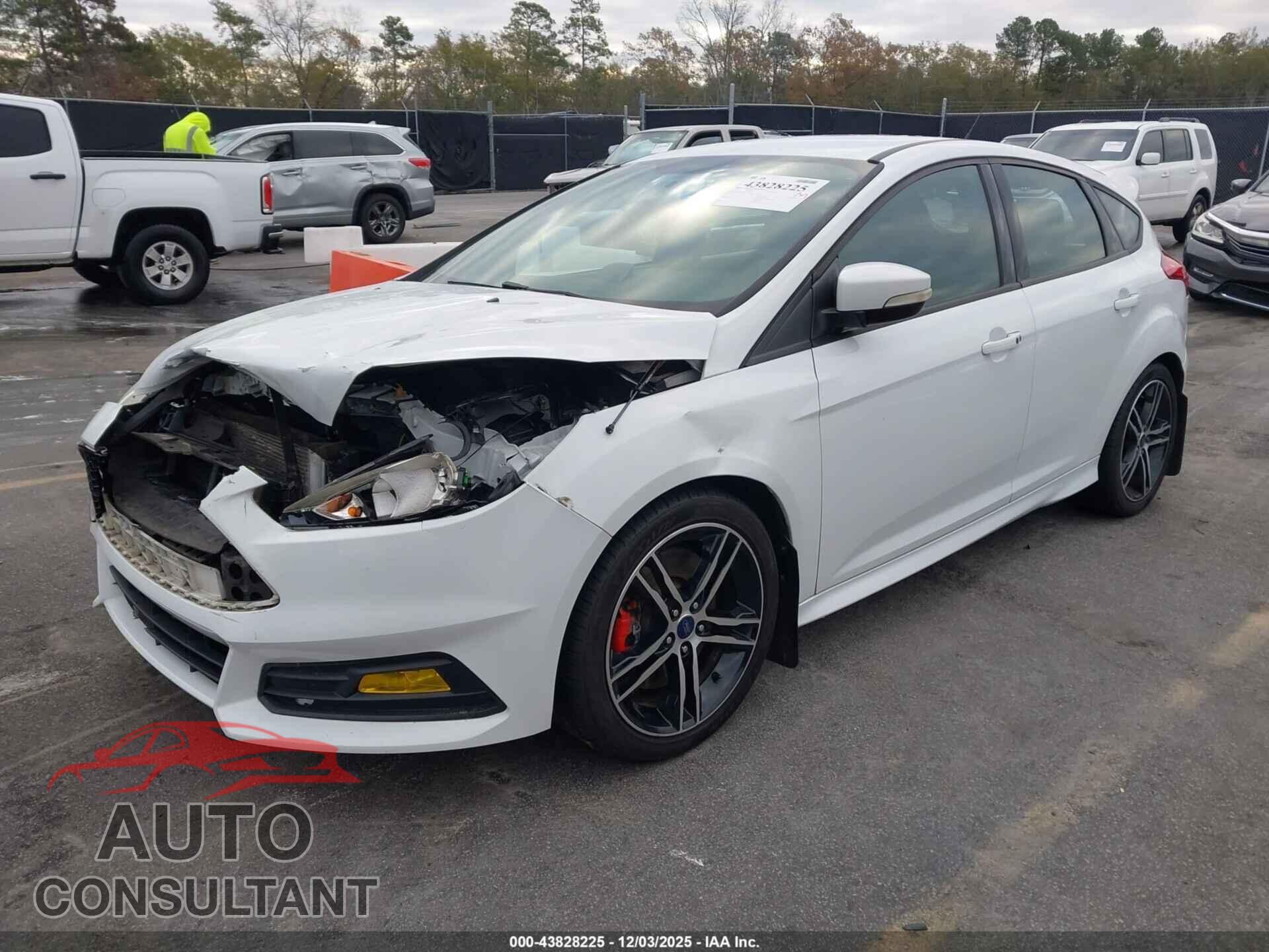 FORD FOCUS ST 2017 - 1FADP3L98HL276175