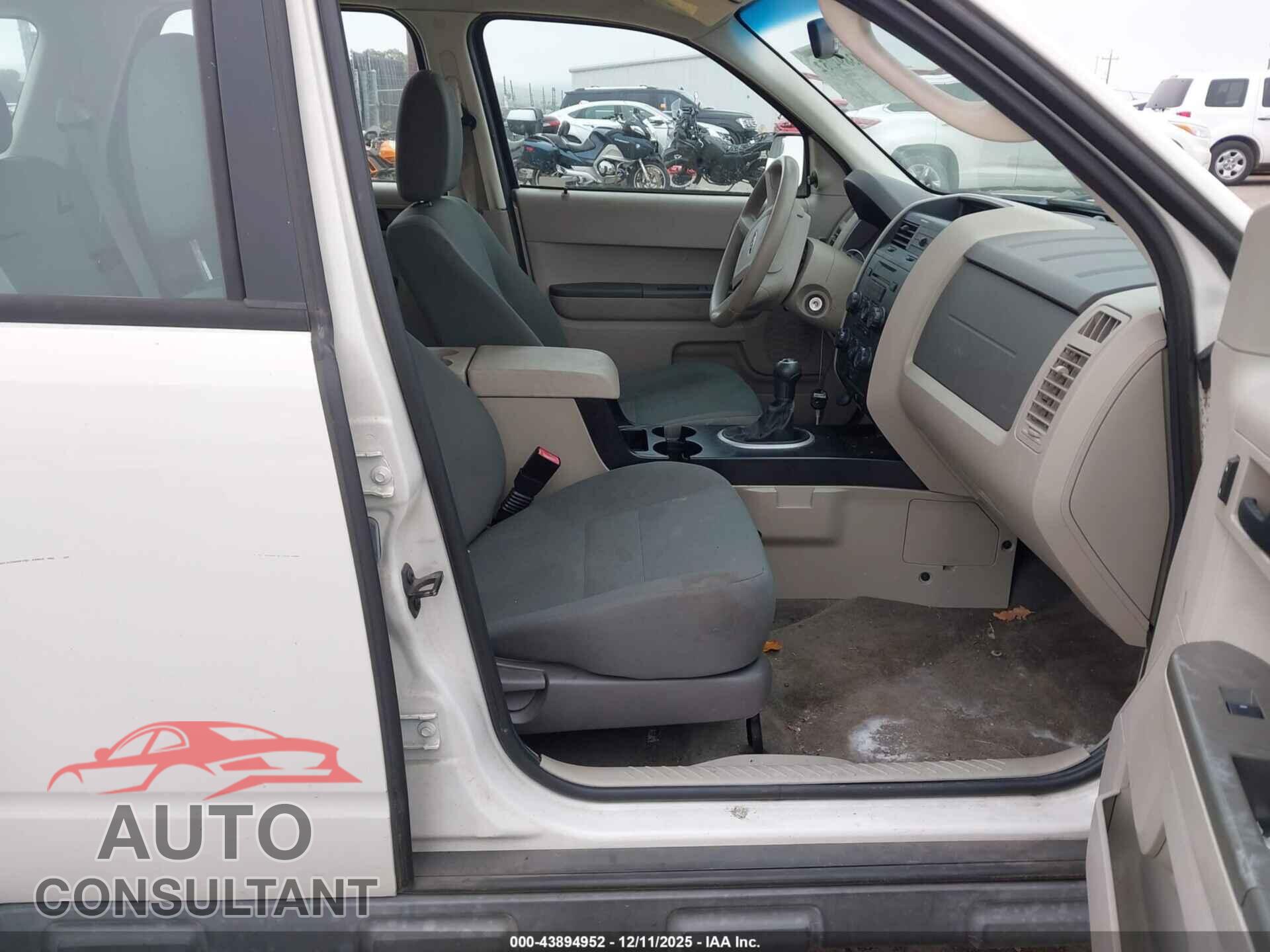 FORD ESCAPE 2010 - 1FMCU0C79AKD06626