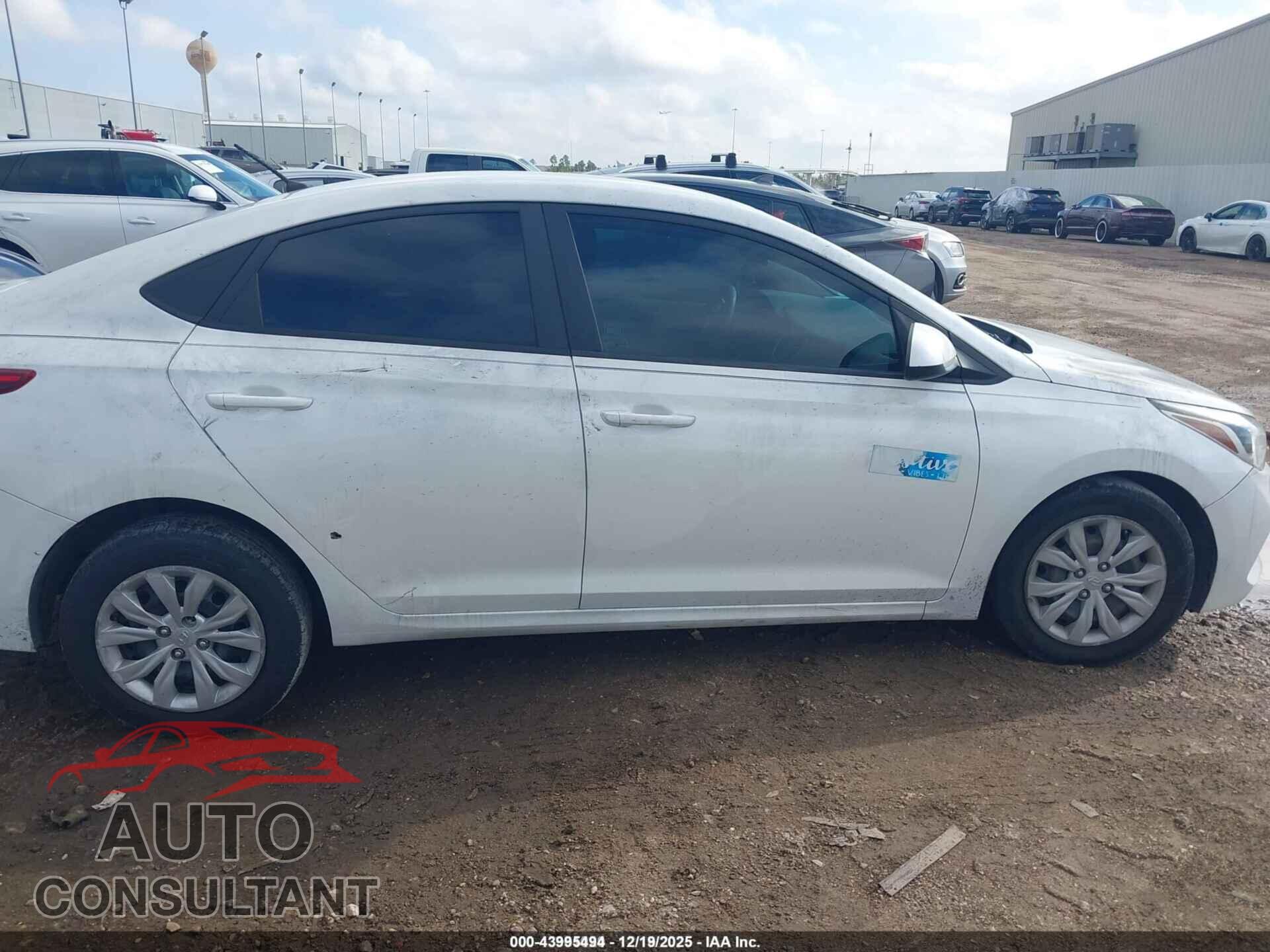 HYUNDAI ACCENT 2021 - 3KPC24A64ME146920