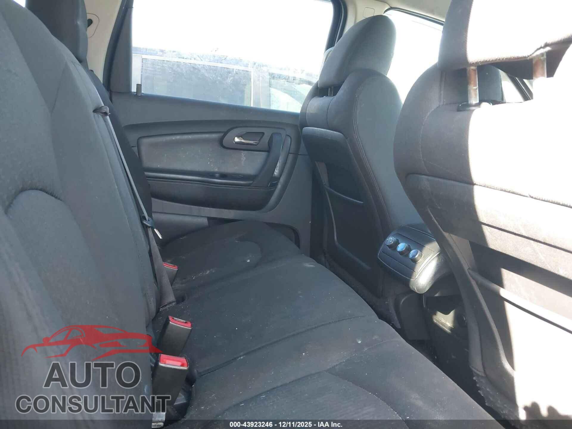 CHEVROLET TRAVERSE 2012 - 1GNKRGED6CJ358650