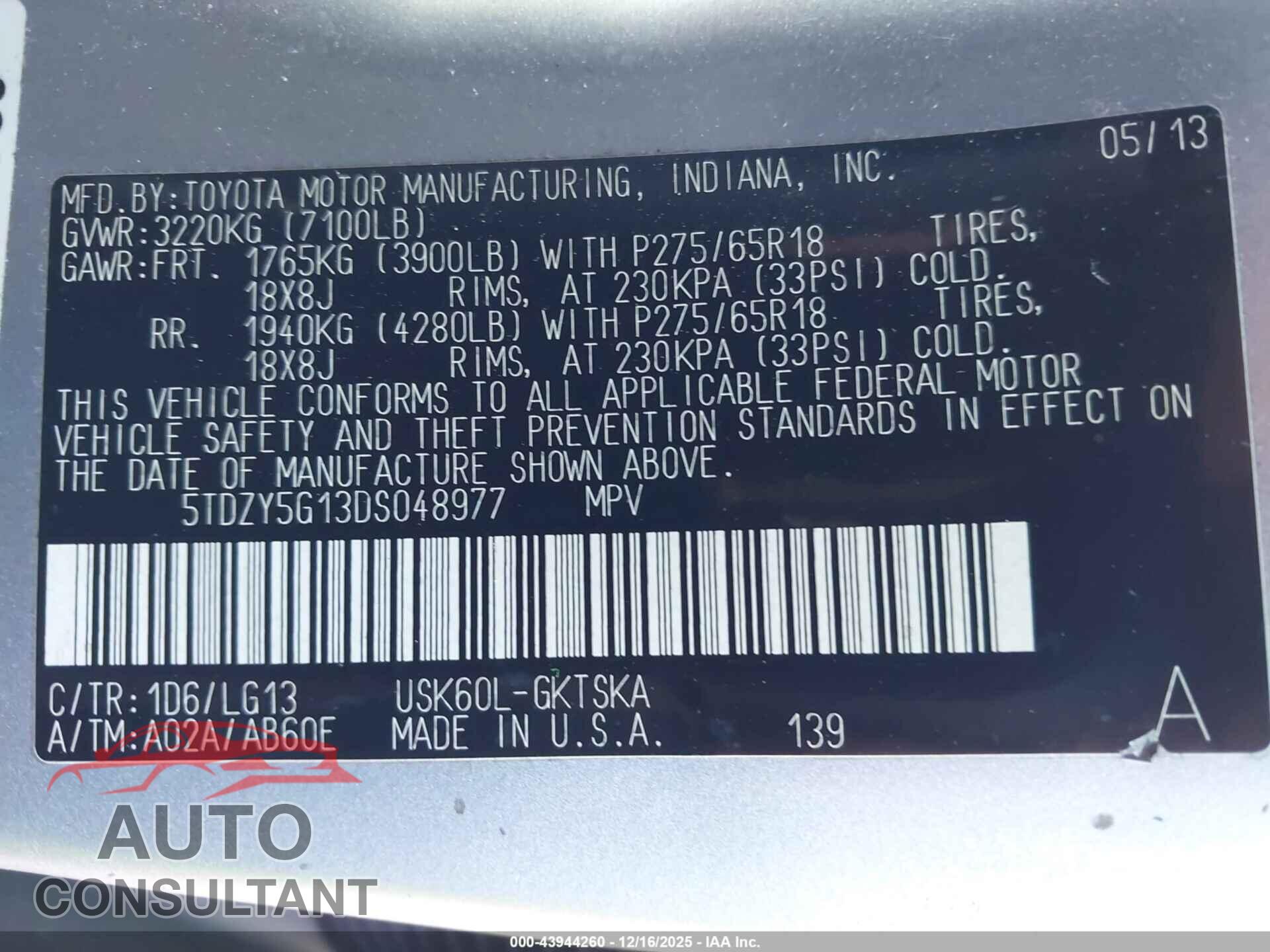 TOYOTA SEQUOIA 2013 - 5TDZY5G13DS048977